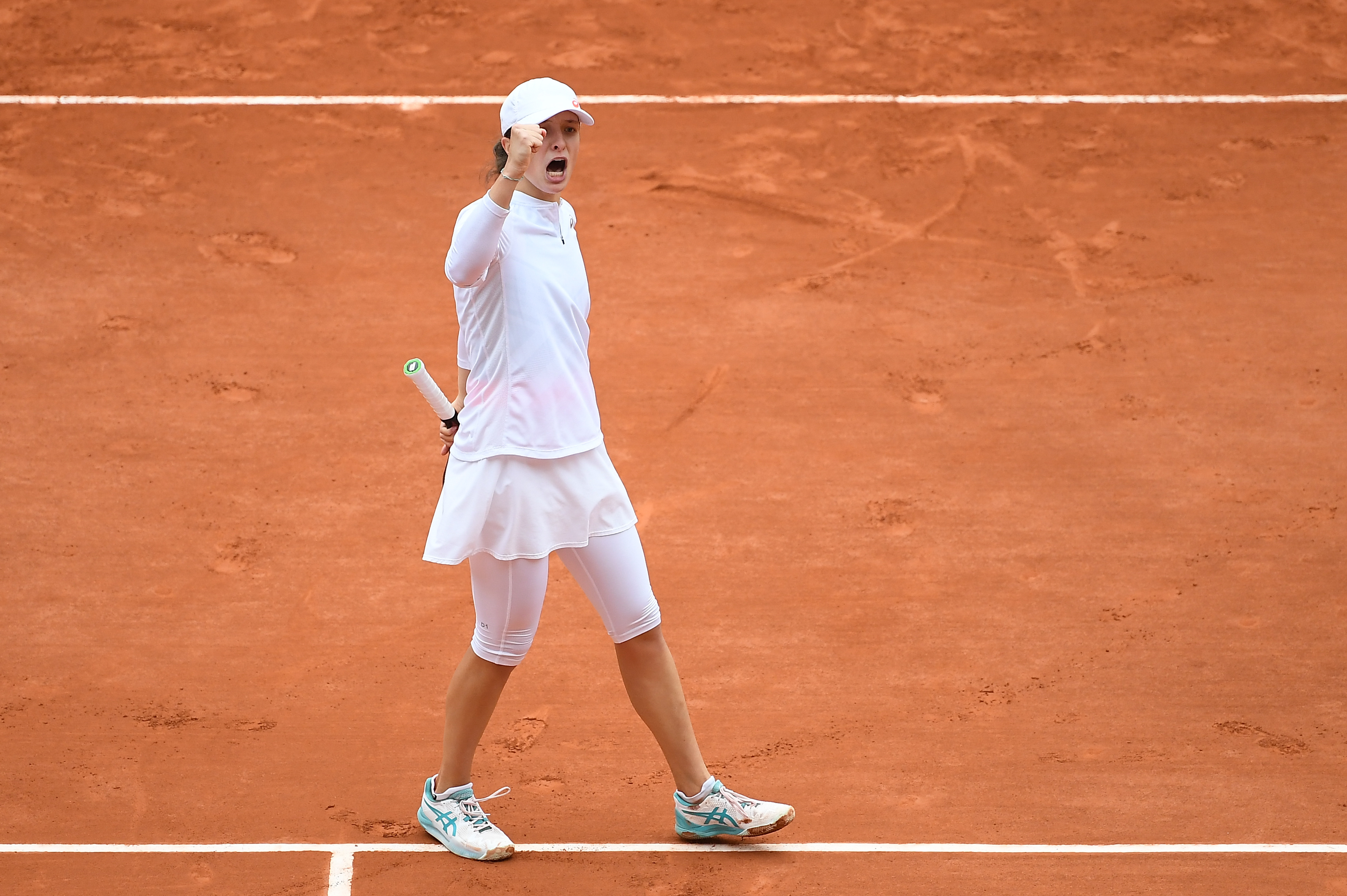 Iga Świątek mistrzynią Roland Garros 2020! Turniej marzeń 19-latki, przeszła do historii! [RELACJA]