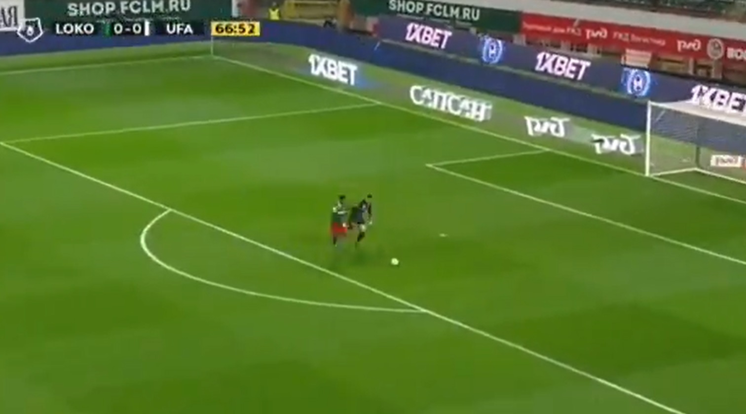 Grzegorz Krychowiak bohaterem Lokomotiwu Moskwa. Gol Polaka po fatalnym błędzie bramkarza [WIDEO]