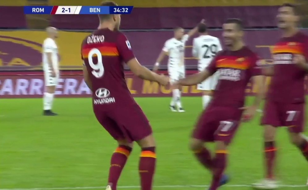 Siedem goli w Rzymie. AS Roma lepsza od Benevento, niesamowity rajd byłego gracza FC Barcelony [WIDEO]