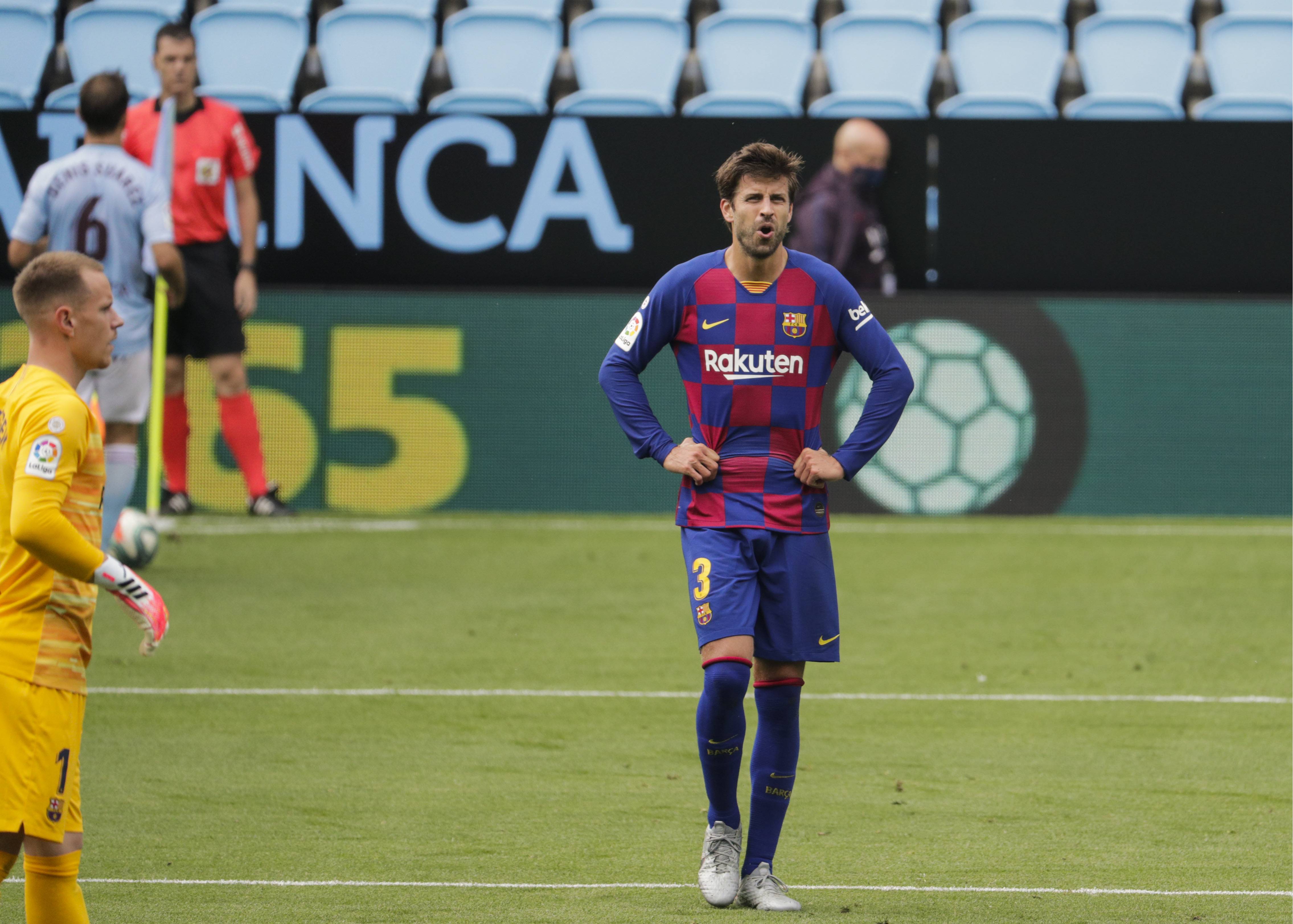 Gerard Pique zapewnił sobie specjalną klauzulę w nowej umowie z FC Barceloną. Może odejść, ale są wyjątki