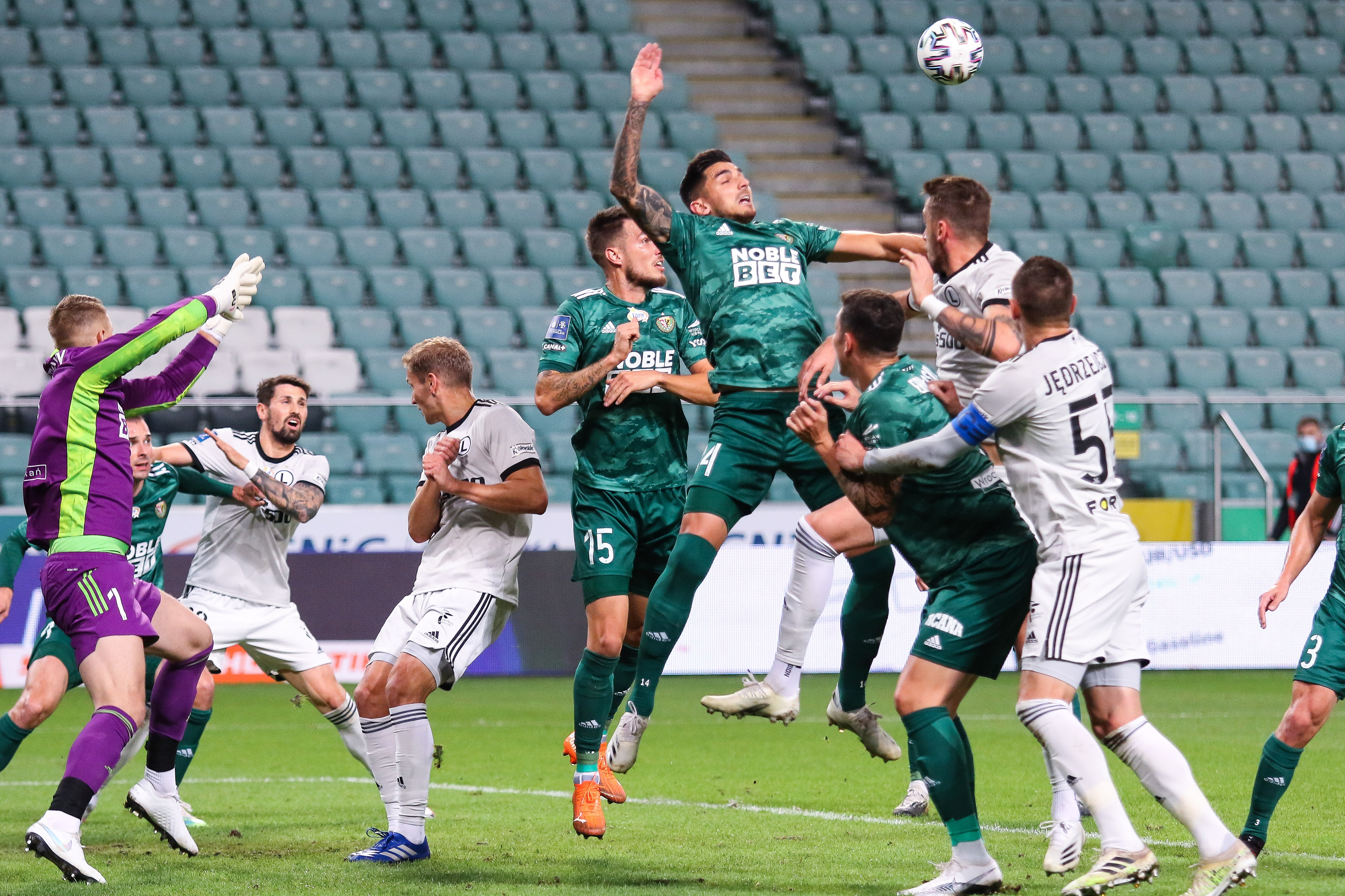 Były napastnik Legii Warszawa spodziewa się wysokiego zwycięstwa nad Wartą. "Stawiam na 3:0"