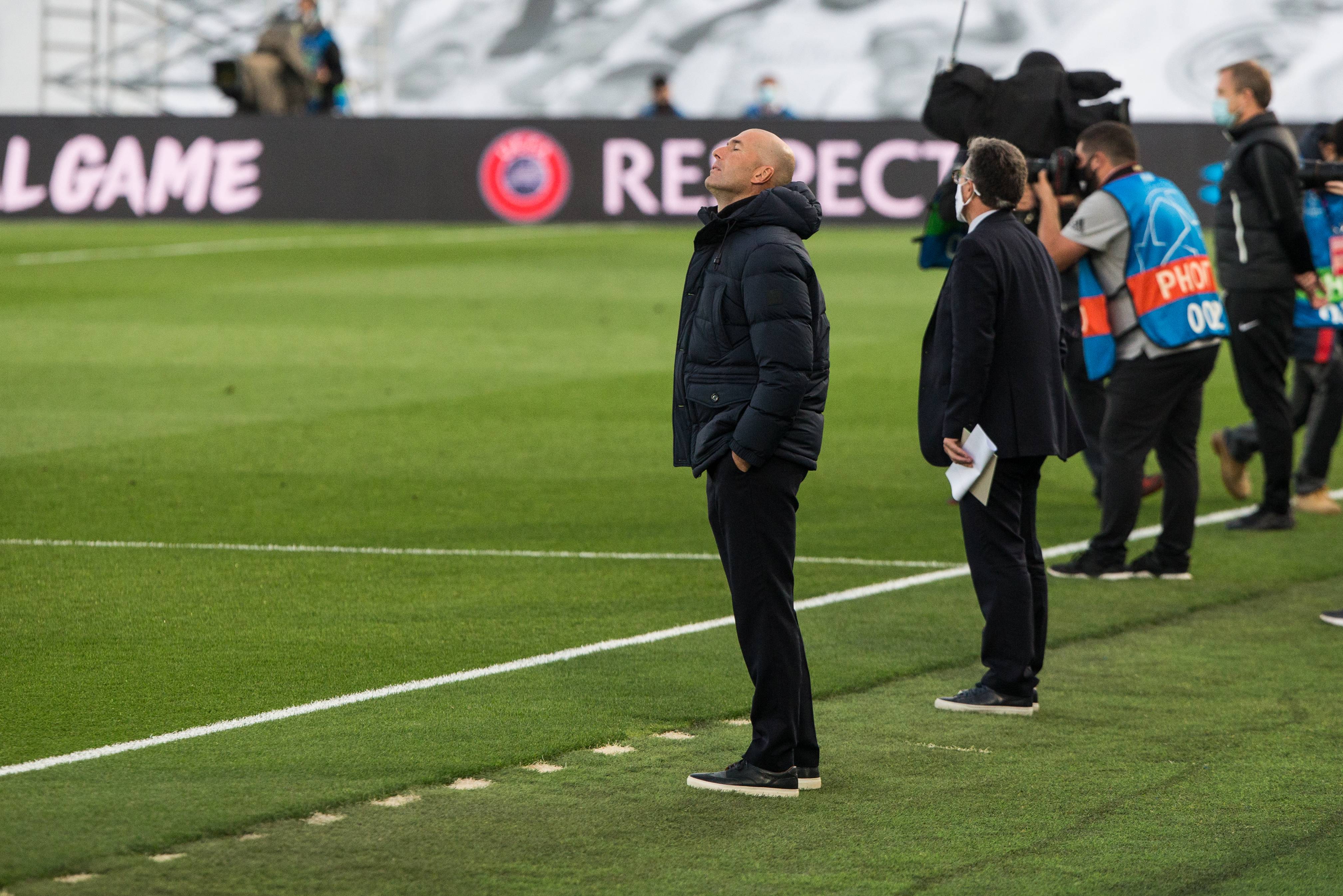 Najbliższy tydzień kluczem do przyszłości Zinedine'a Zidane'a. Dwie porażki będą oznaczać zwolnienie