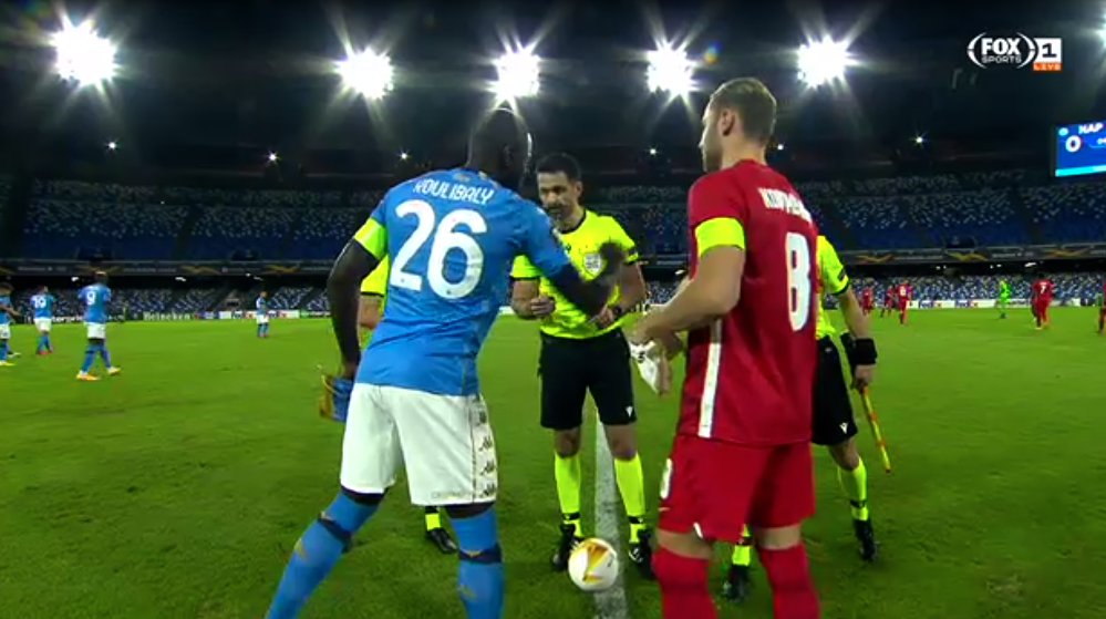 Wielkie emocje w Lidze Europy! Wpadka Napoli, Arsenal wygrał mimo fatalnego błędu Leno [WIDEO]