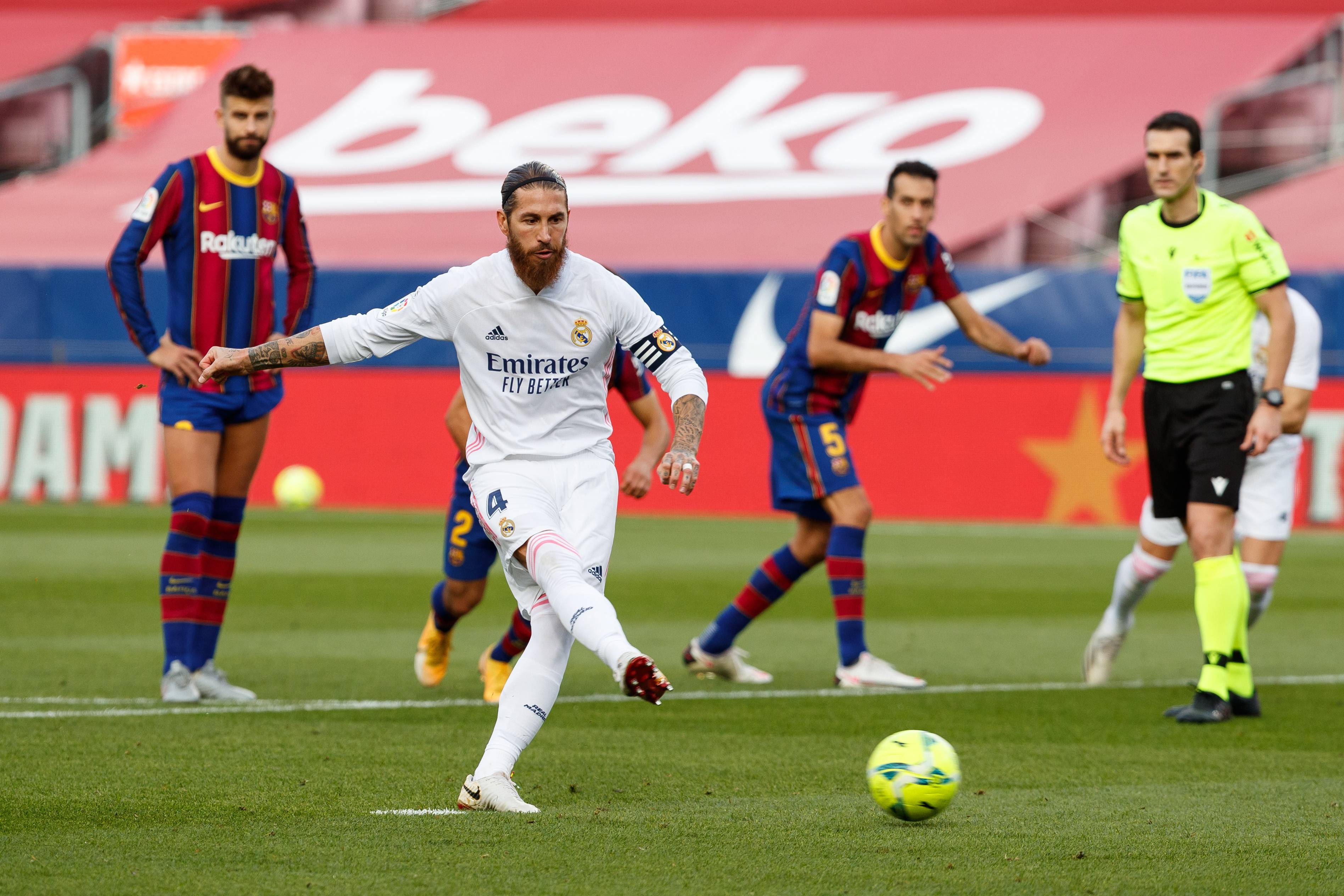 Sergio Ramos broni sędziego El Clasico. "Karny był ewidentny"