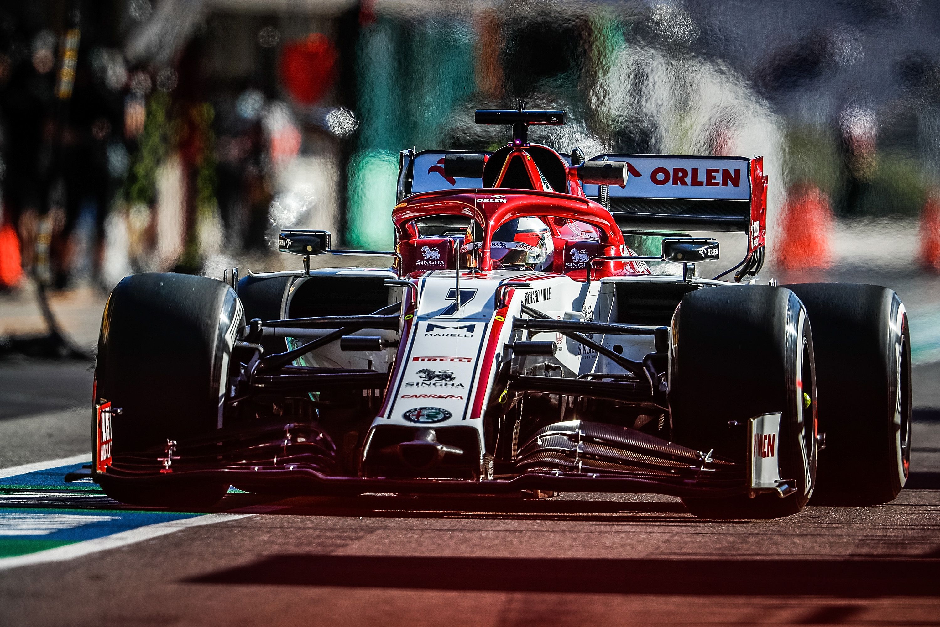 Kimi Raikkonen wraca do ścigania w F1. "Wszystko jest w porządku. Do zobaczenia w następnym Grand Prix"