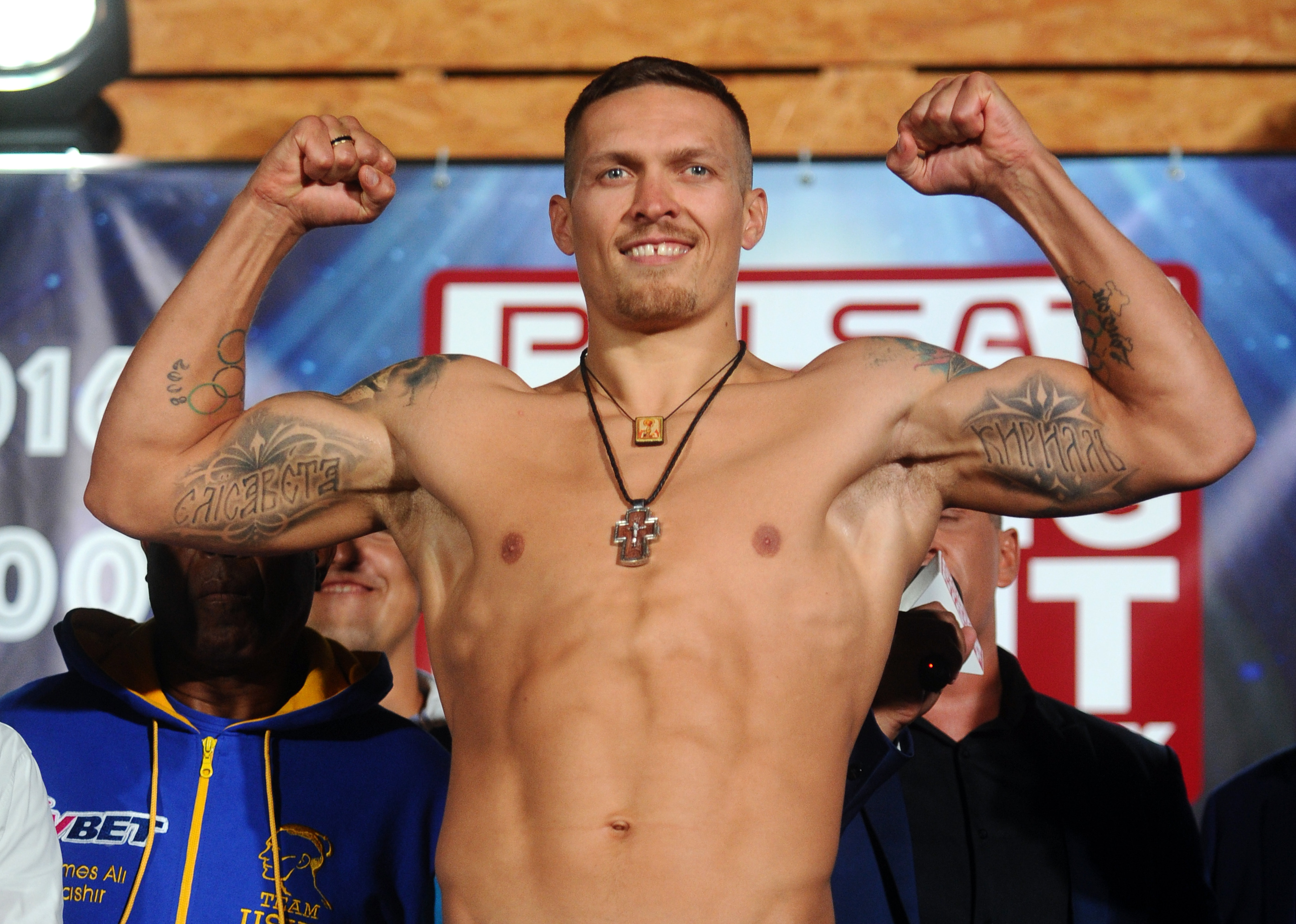 Ołeksandr Usyk z drugim zwycięstwem w wadze ciężkiej. Pokonał Derecka Chisorę po trudnym boju