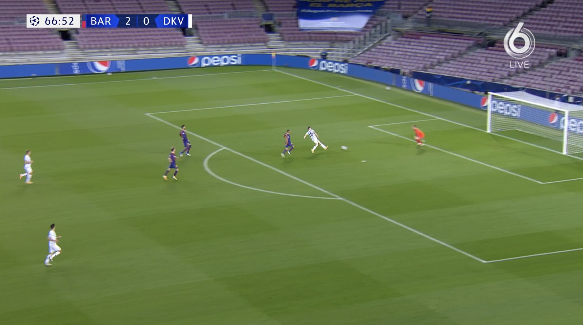 Ter Stegen uratował Barcelonę, wielki powrót Sevilli i porażka "czerwonego" PSG w Lidze Mistrzów! [WIDEO]