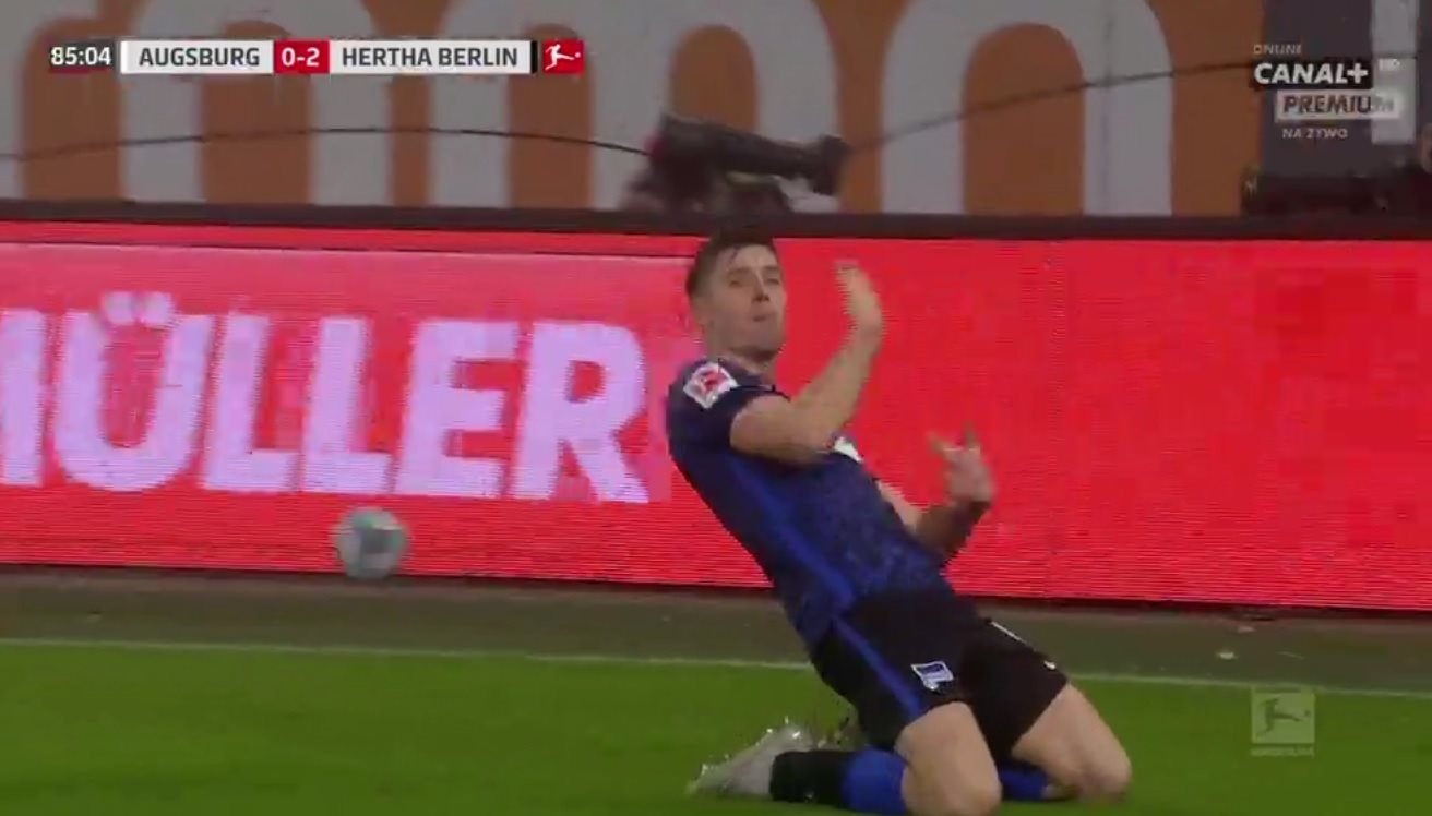 Krzysztof Piątek z golem przeciwko Ausburgowi! Snajper Herthy nie dał szans Rafałowi Gikiewiczowi [WIDEO]