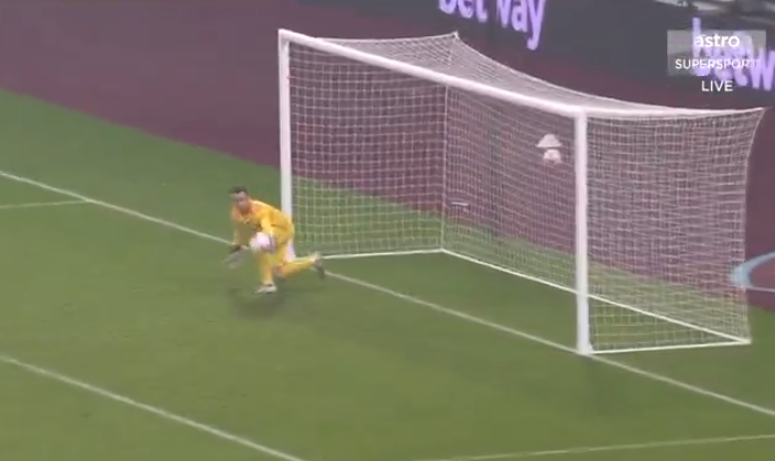 Trener Fulham ocenił kuriozalny rzut karny przeciwko Łukaszowi Fabiańskiemu. "Zrozumiał to jako pierwszy"