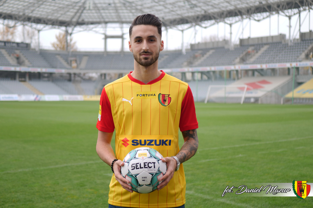 Hiszpański pomocnik w Koronie Kielce. "Jestem podekscytowany, że tu trafiłem"