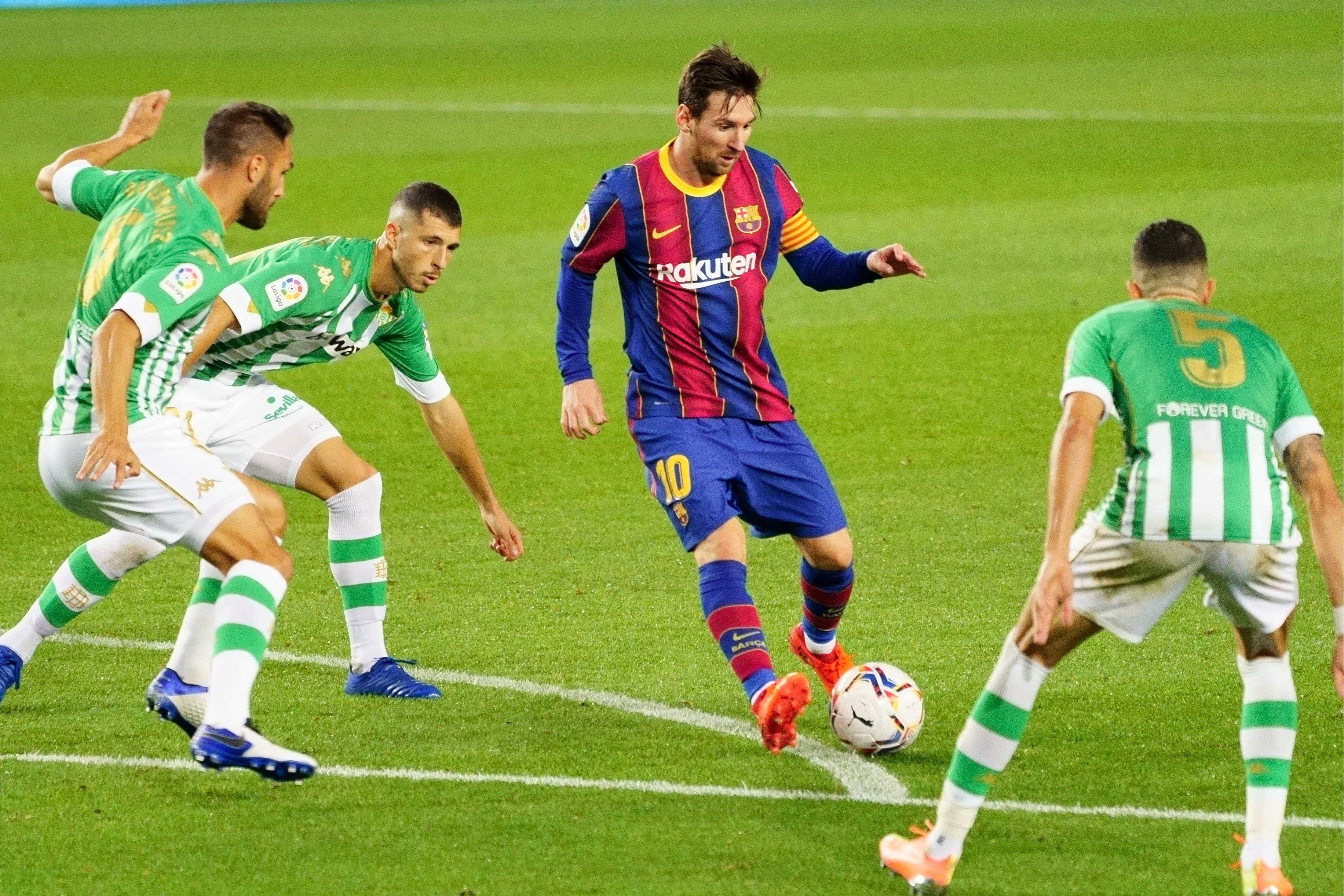 Kolejny gigant Premier League zainteresowany Leo Messim. "Jeśli będzie dostępny, to włączą się do walki"