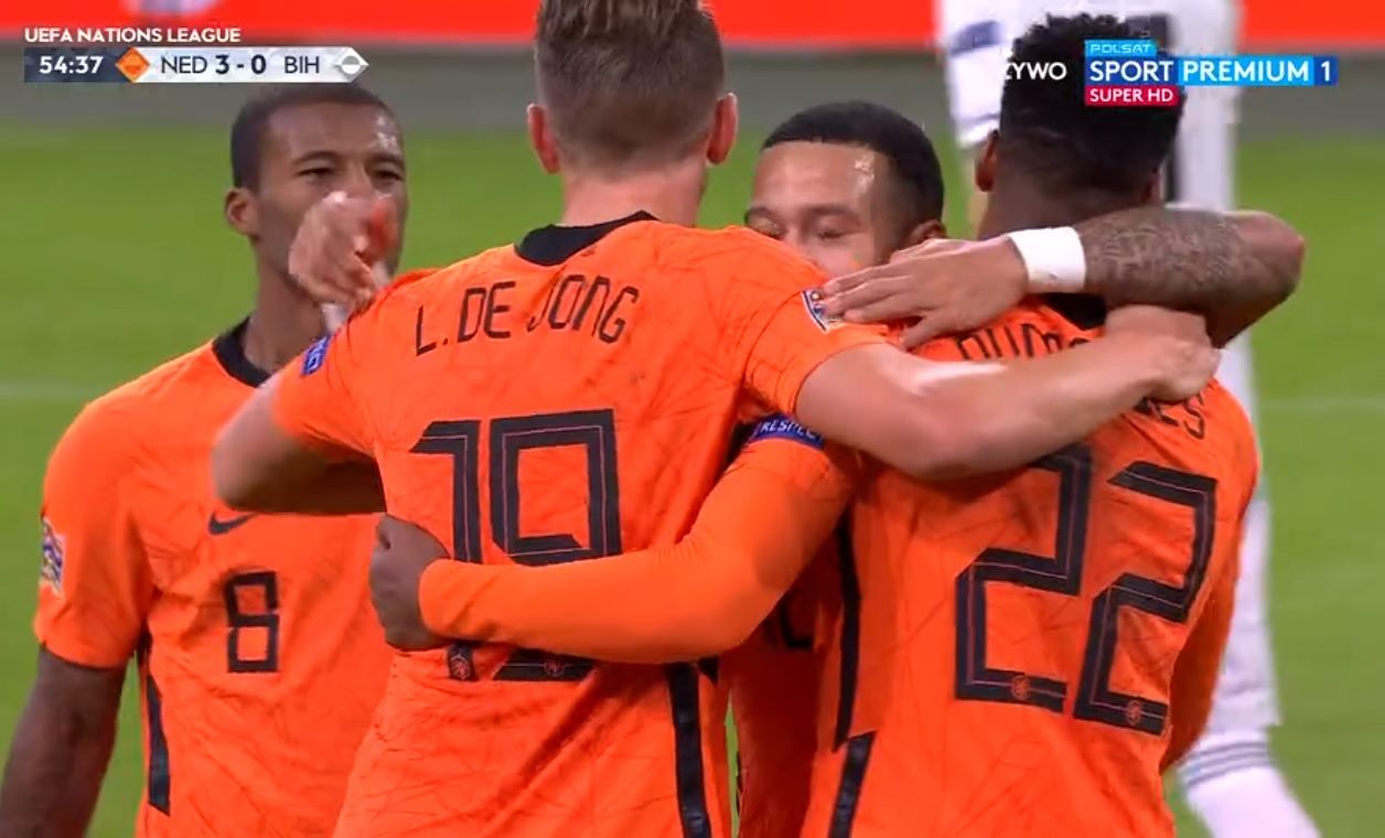 Reprezentacja Holandii nowym liderem polskiej grupy. "Oranje" całkowicie zdominowali Bośnię [WIDEO]