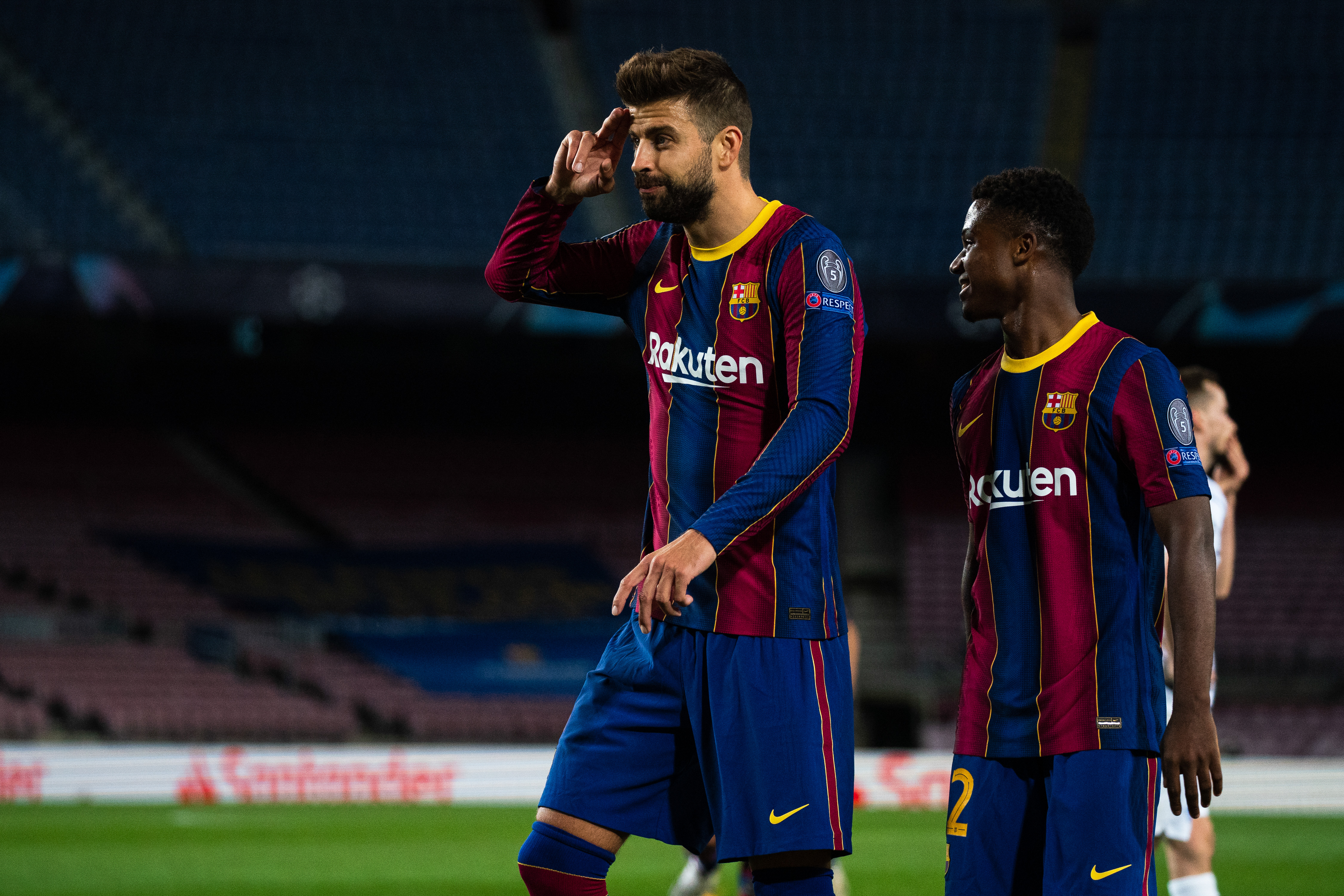 Gerard Pique wierzy, że Messi zostanie w FC Barcelonie. "Ciągle jest nadzieja"