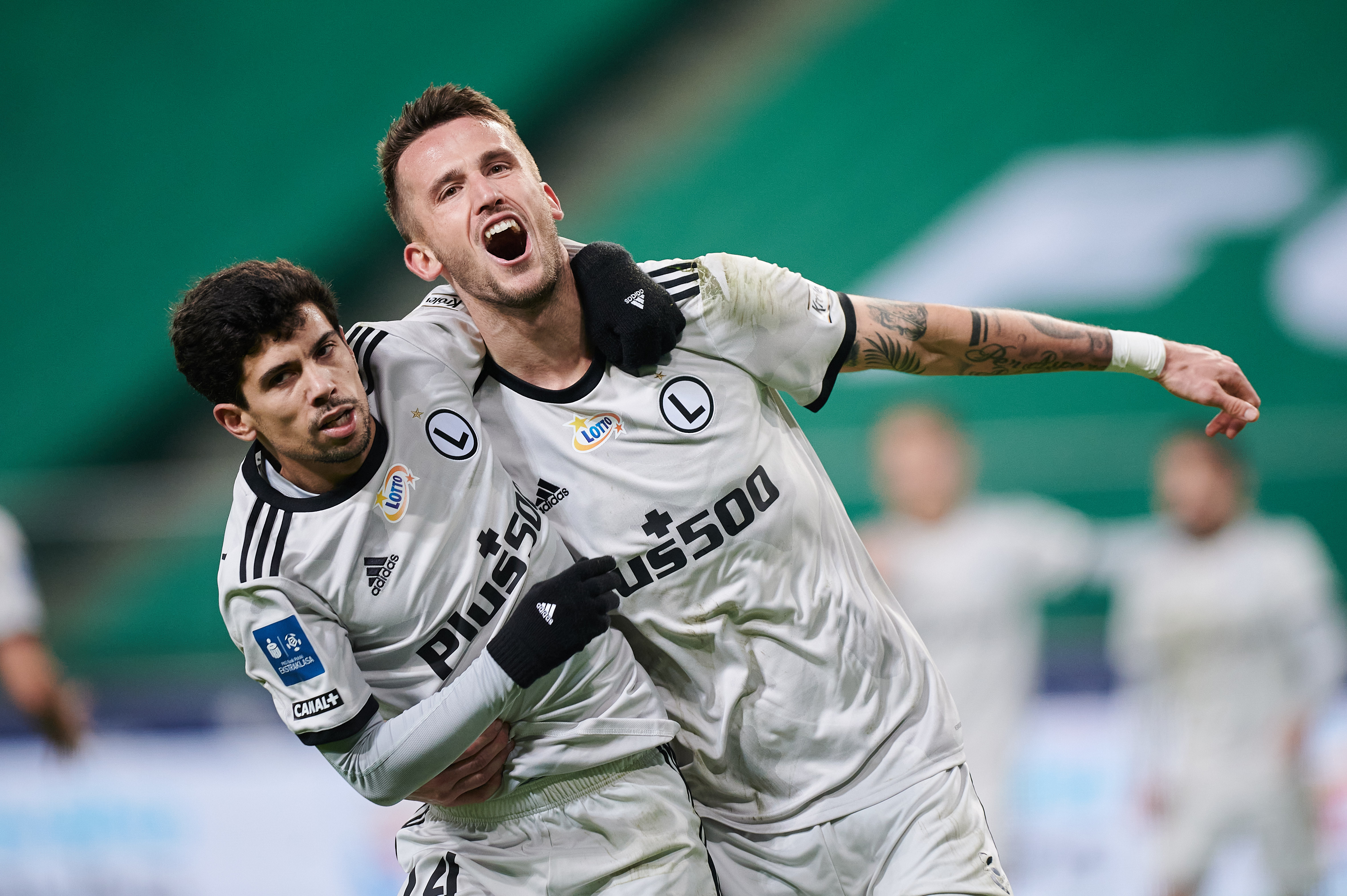 Zabójcza końcówka Pekharta. Legia Warszawa ograła Wisłę w Krakowie [WIDEO]