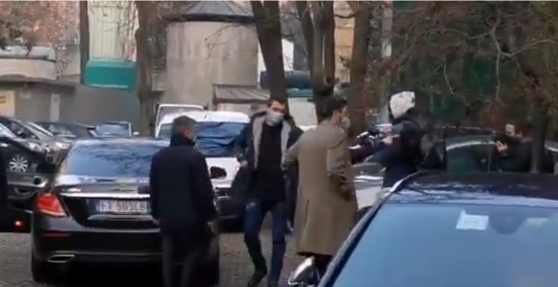 Mario Mandżukić wraca do gry. Napastnik właśnie przechodzi testy medyczne [WIDEO]