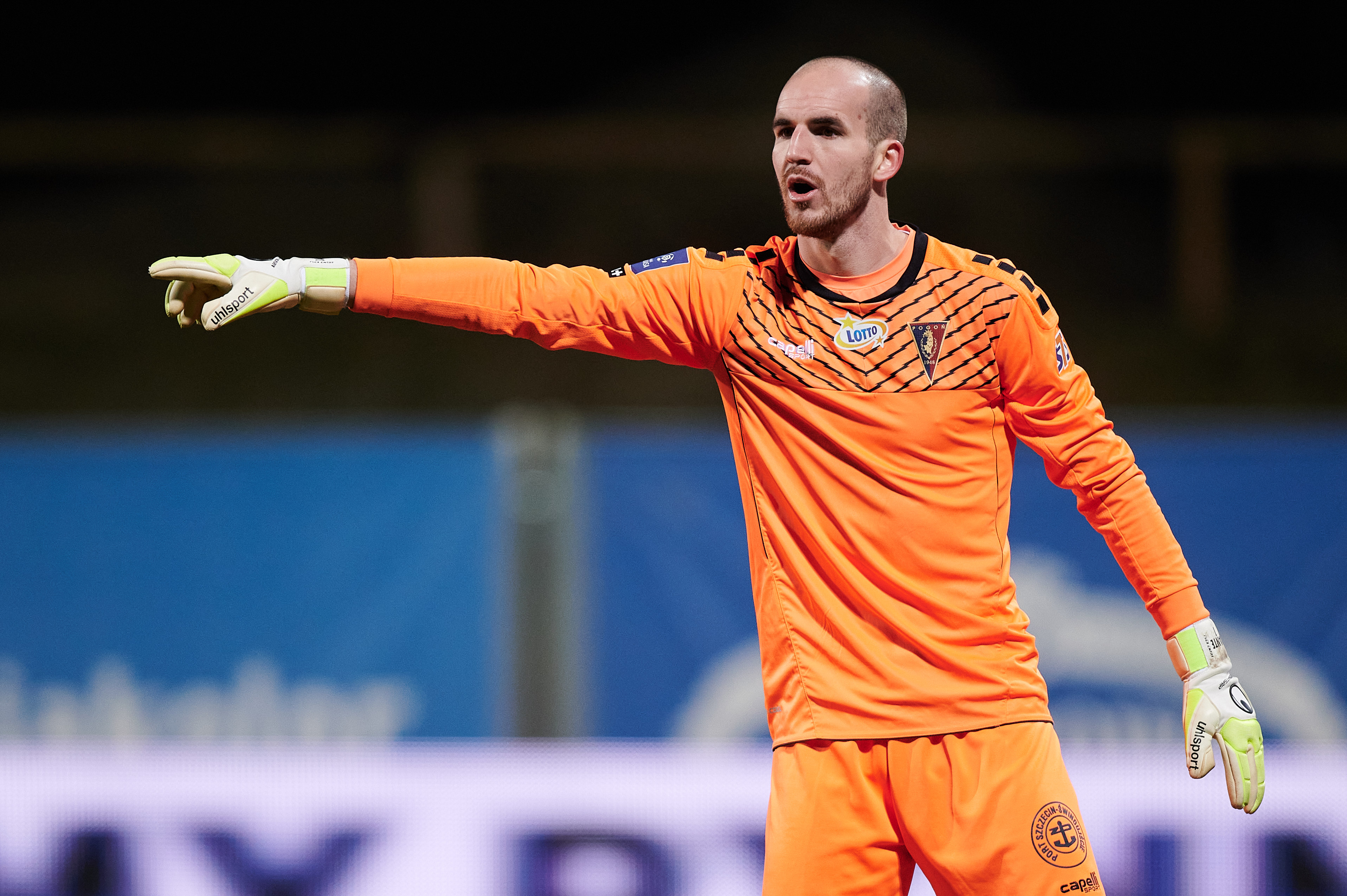 To byłby transferowy hit PKO Ekstraklasy! Raków ruszył po najlepszego bramkarza ligi [NASZ NEWS]