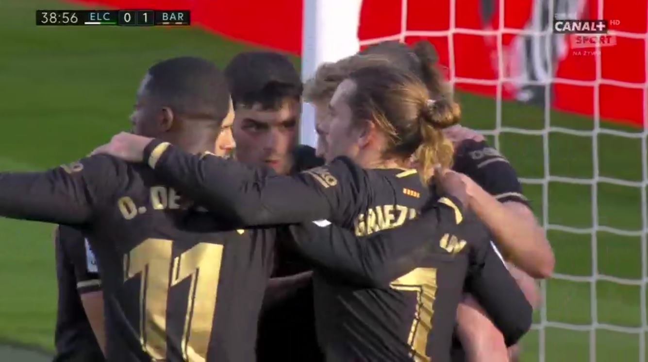 FC Barcelona goni Real i Atletico. Riqui Puig pieczętuje wygraną nad Elche [WIDEO]