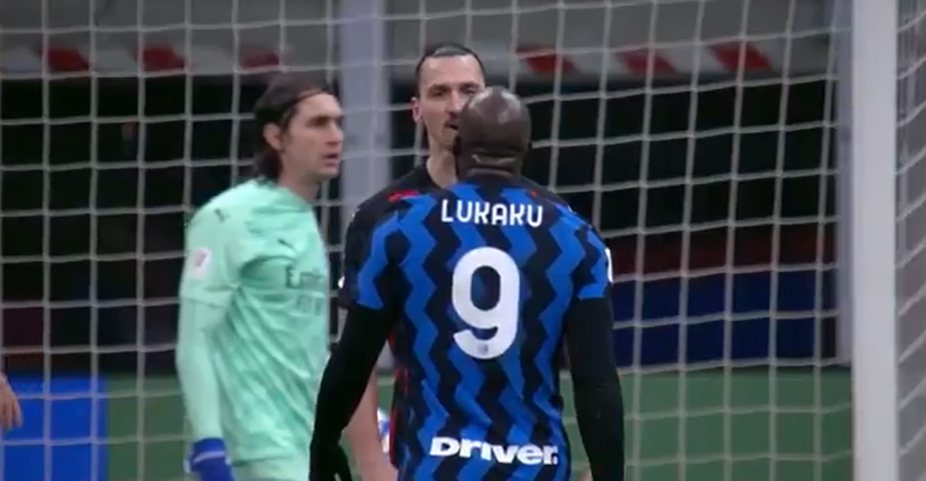 Skandaliczne słowa Zlatana Ibrahimovicia i Romelu Lukaku. "Pier***ę ciebie i twoją żonę" [WIDEO]