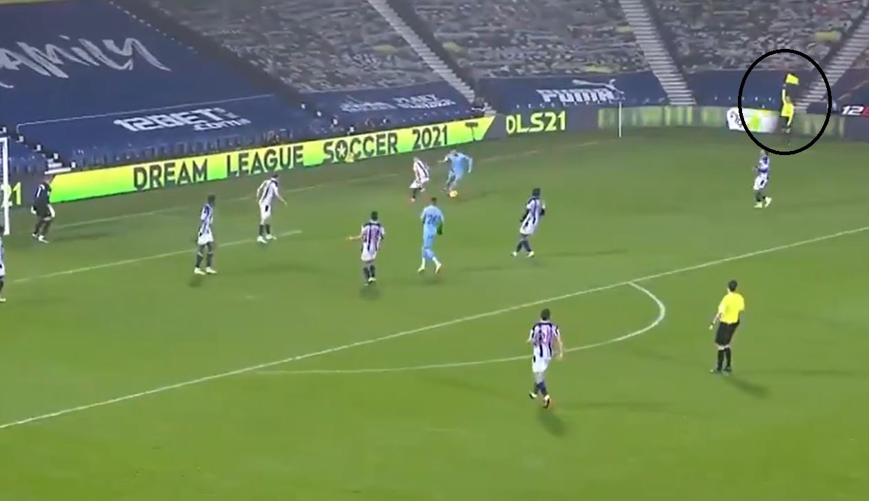 Wielka kontrowersja przy golu Manchesteru City. Piłkarze kompletnie stanęli. "Nie opowiadajcie głupot" [WIDEO]