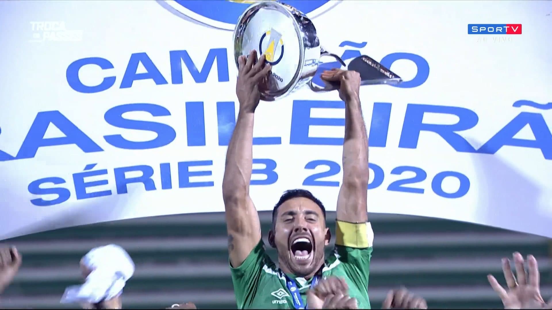 Wielki triumf Chapecoense! W ostatniej minucie zapewnili sobie mistrzostwo. Wracają do elity [WIDEO]