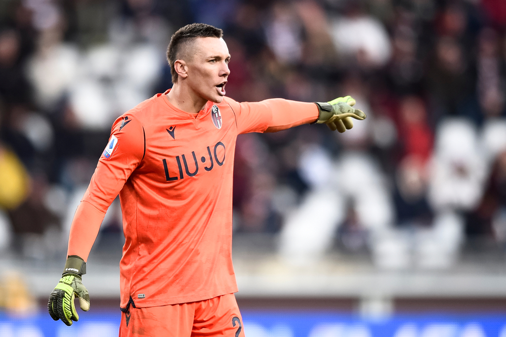 Polacy za granicą. Biało-czerwone Włochy! Skorupski zatrzymał Zlatana, szaleństwo i trzy gole w Serie B