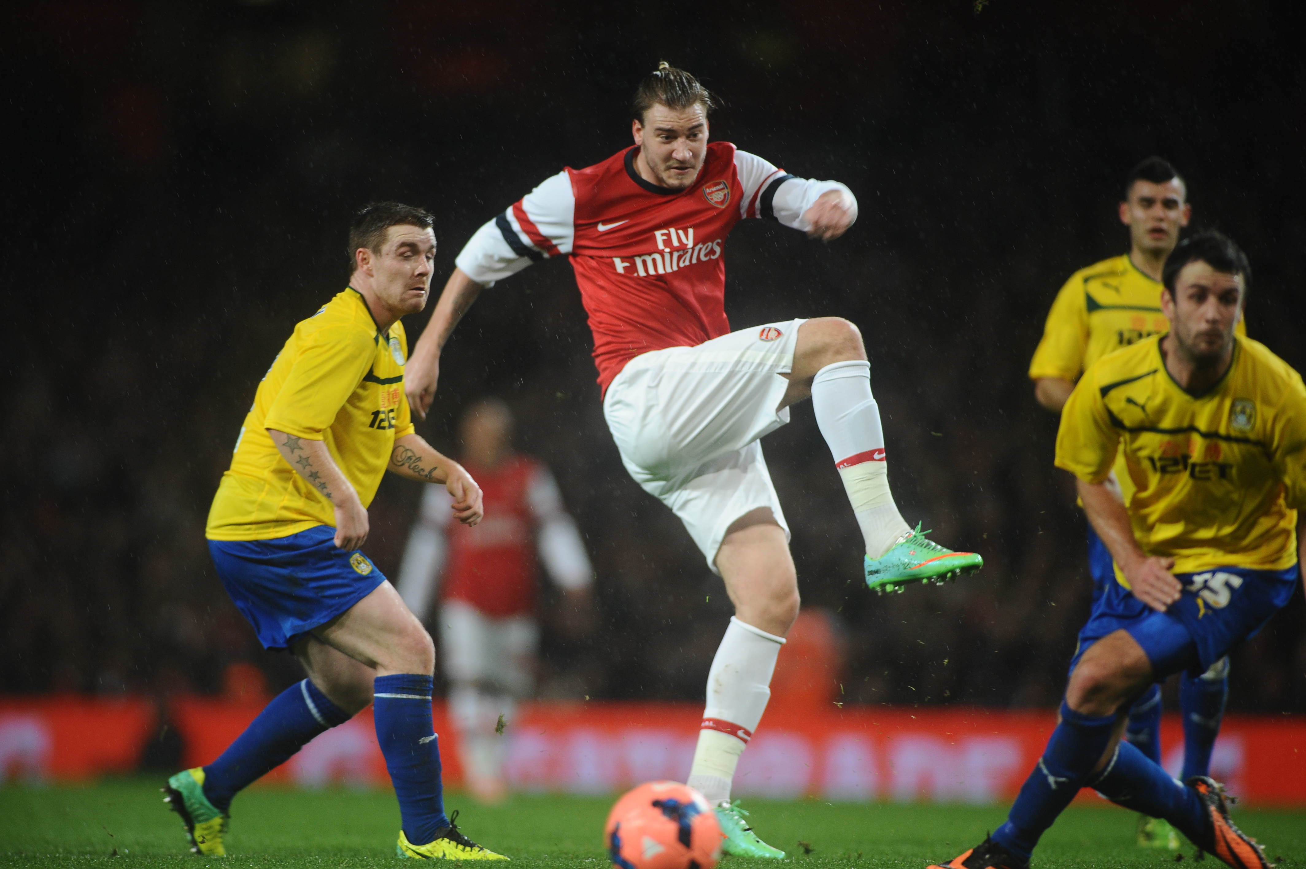 Wyśmiewał Zlatana, atakował taksówkarzy, karierę przegrał w kasynie. Pamiętacie Lorda Bendtnera?