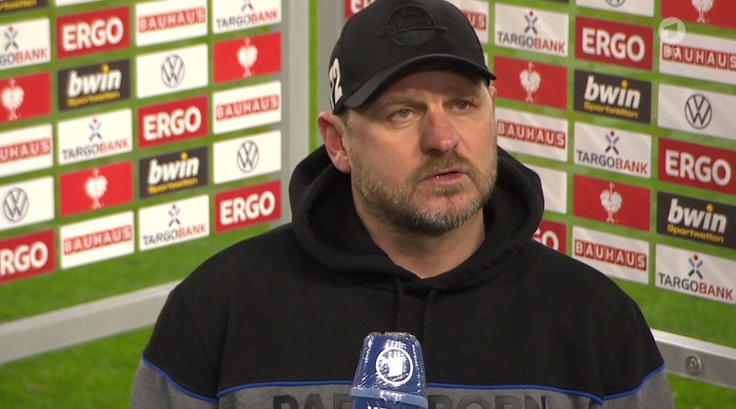 Burza po meczu Borussii Dortmund. Trener rywali nie wytrzymał. "Sami robimy z siebie małpy"