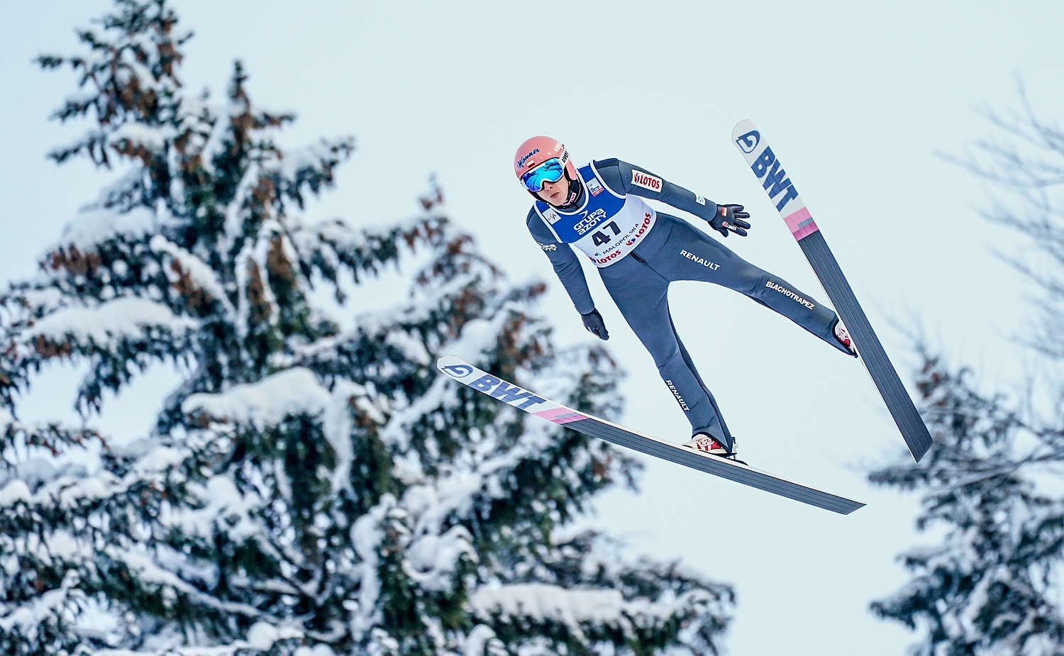 Dawid Kubacki i Kamil Stoch potwierdzili dobrą formę przed walką w MŚ! Polacy wysoko w piątkowej serii próbnej
