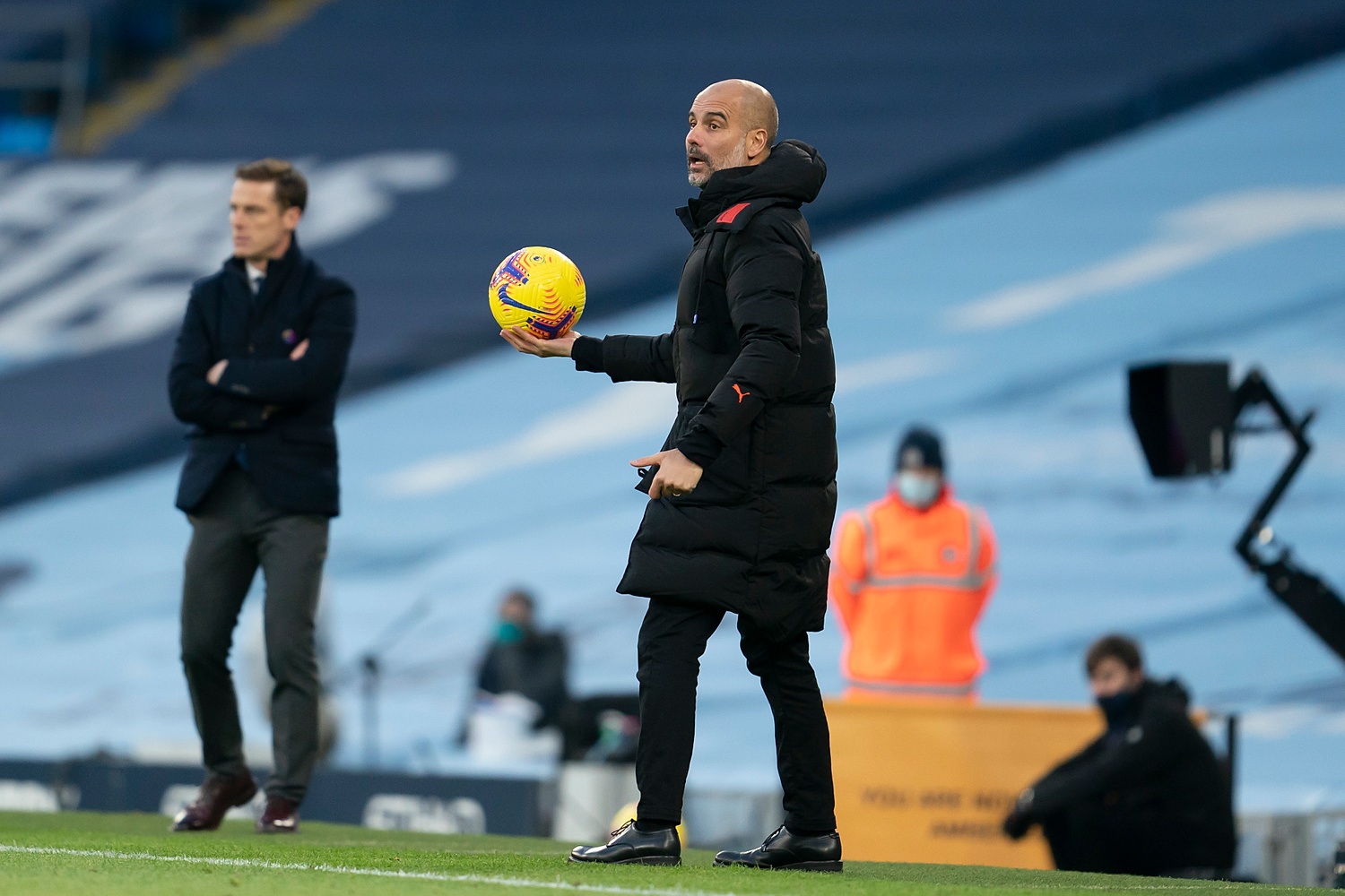 Pep Guardiola uchylił rąbka tajemnicy ws. składu na Chelsea. "Lepiej przegrać niż stracić drużynę"