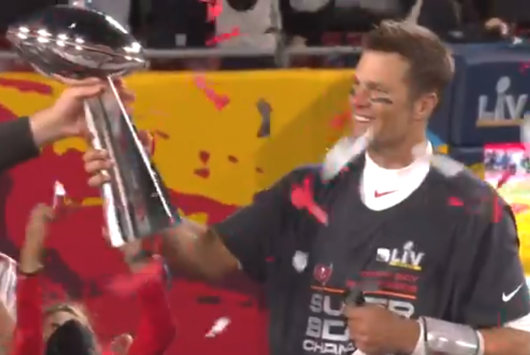 Tampa Bay Buccaneers wygrali Super Bowl! Tom Brady z kolejnym tytułem [WIDEO]
