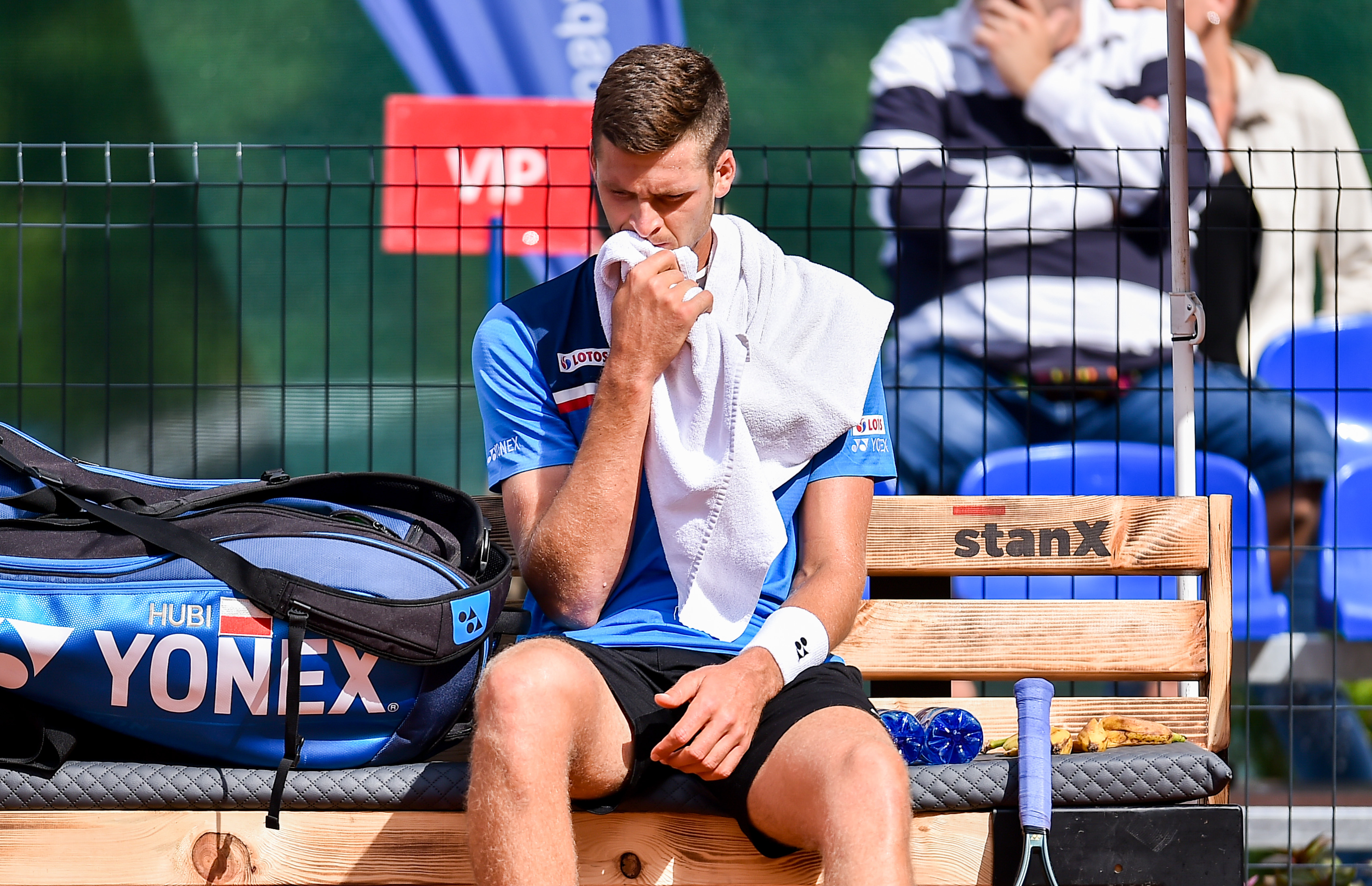 Sensacyjna porażka Huberta Hurkacza w Australian Open. Sto niewymuszonych błędów polskiego tenisisty