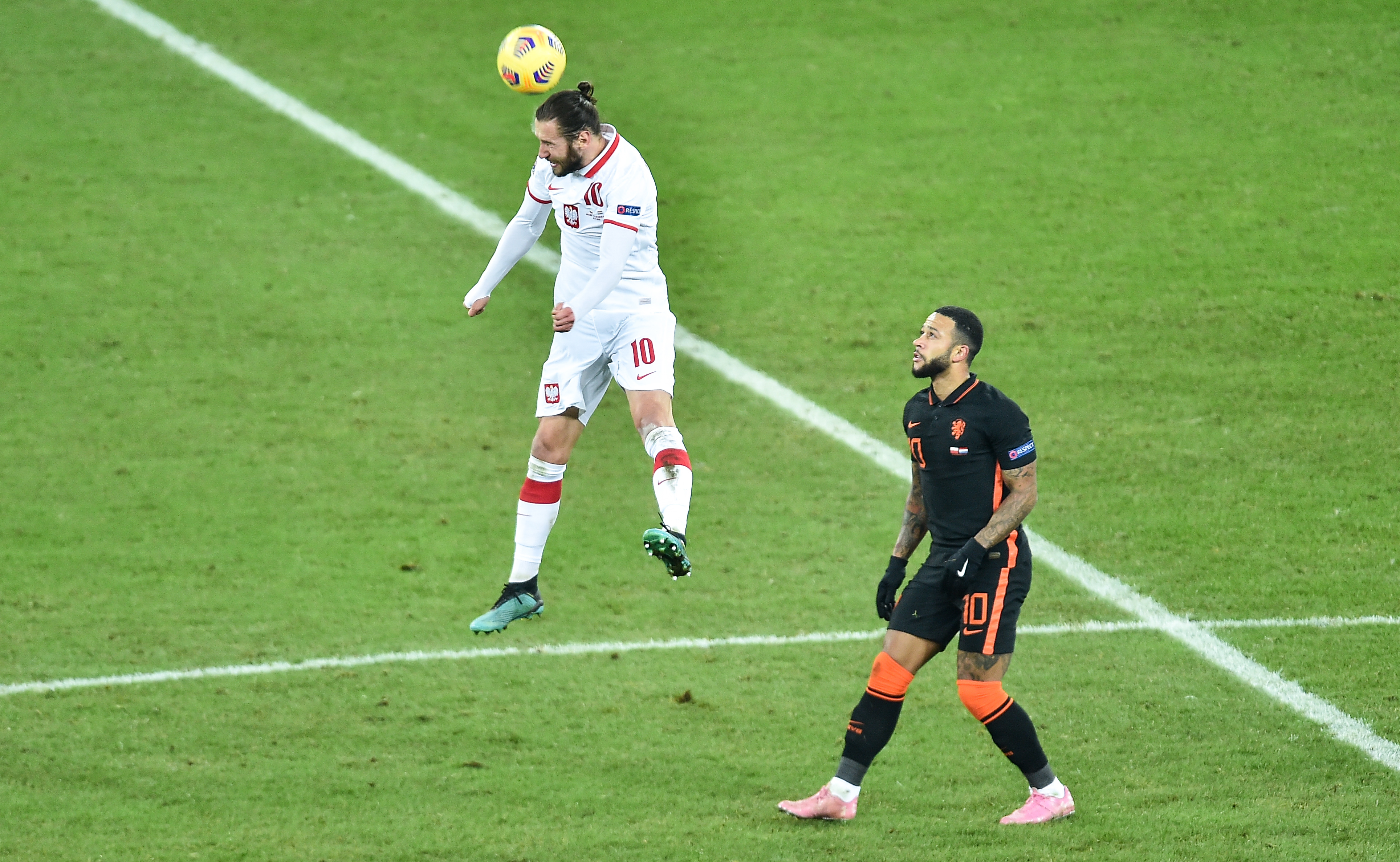 Grzegorz Krychowiak zmieni barwy klubowe? O reprezentanta Polski pytał klub z Niemiec