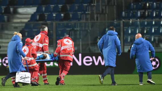 Groźne sceny w meczu Atalanta-Napoli. Nieprzytomny napastnik został przewieziony do szpitala