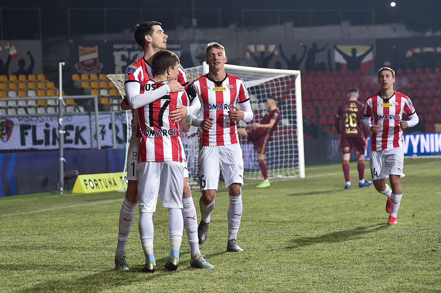 Cracovia w półfinale Pucharu Polski! Pewny awans "Pasów"