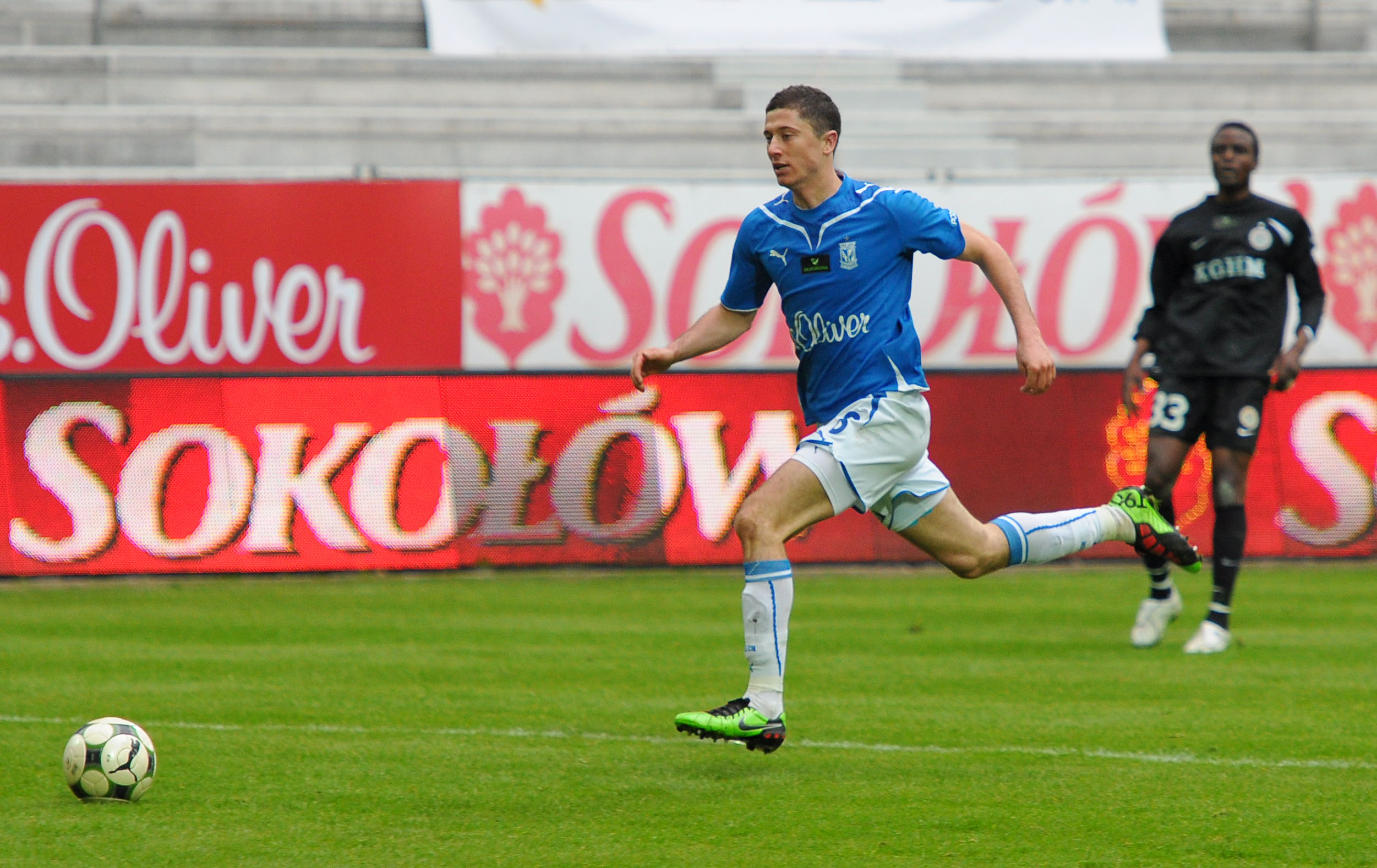 Szkoleniowiec wspomina współpracę z Robertem Lewandowskim. "Od początku był nastawiony na sukces"