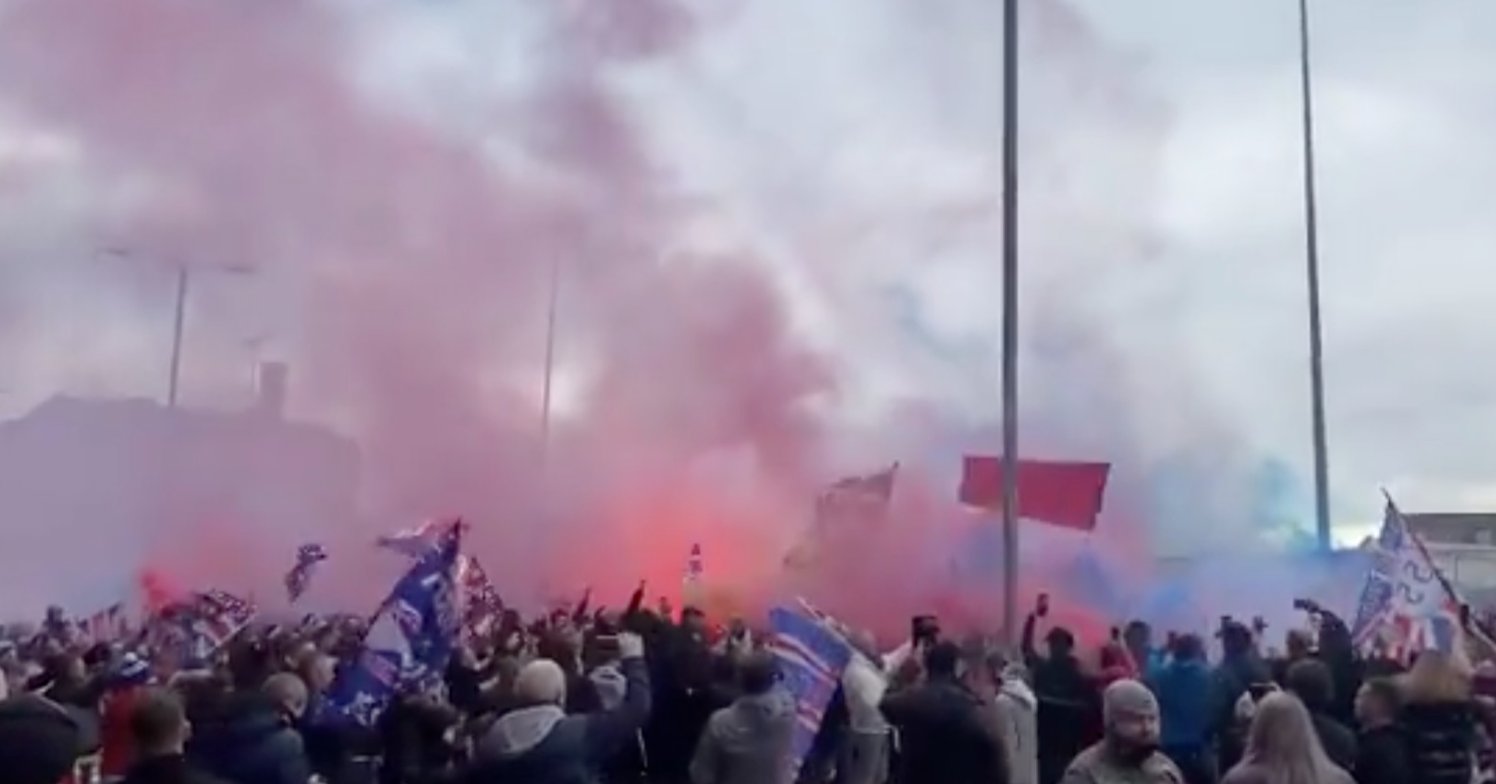 Fenomenalna atmosfera przed meczem Rangersów. Tysiące kibiców czekają na mistrzostwo [WIDEO]