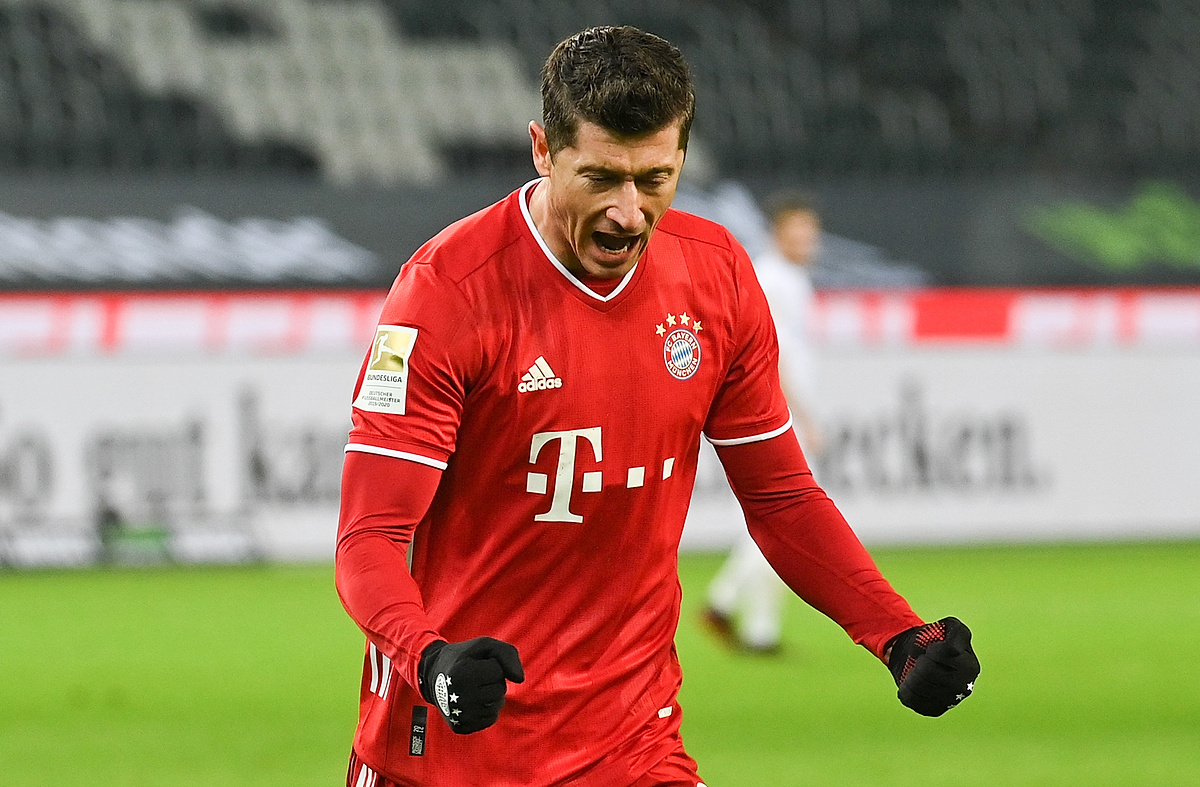 Dlatego Robert Lewandowski może zmienić klub. Media wskazują główną przyczynę
