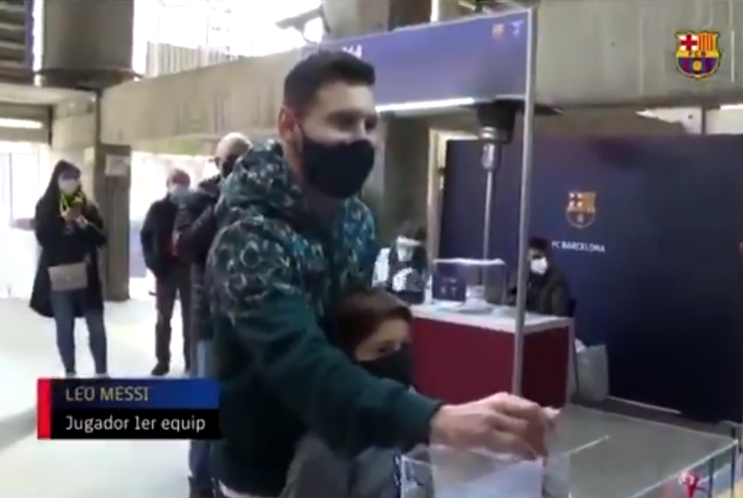 Trwają wybory prezydenta FC Barcelony. Leo Messi już zagłosował [WIDEO]