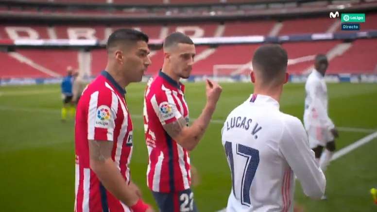 Luis Suarez kontra Lucas Vazquez w przerwie derbów Madrytu. "To są jaja, chłopie" [WIDEO]