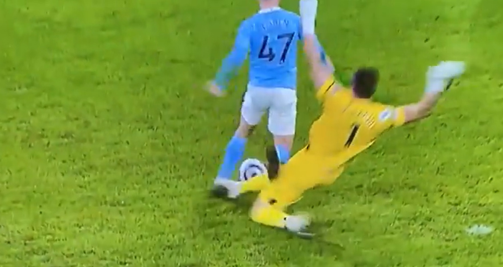 Piłkarskie show Manchesteru City. Siedem goli na Etihad Stadium, kompromitujący błąd sędziego [WIDEO]