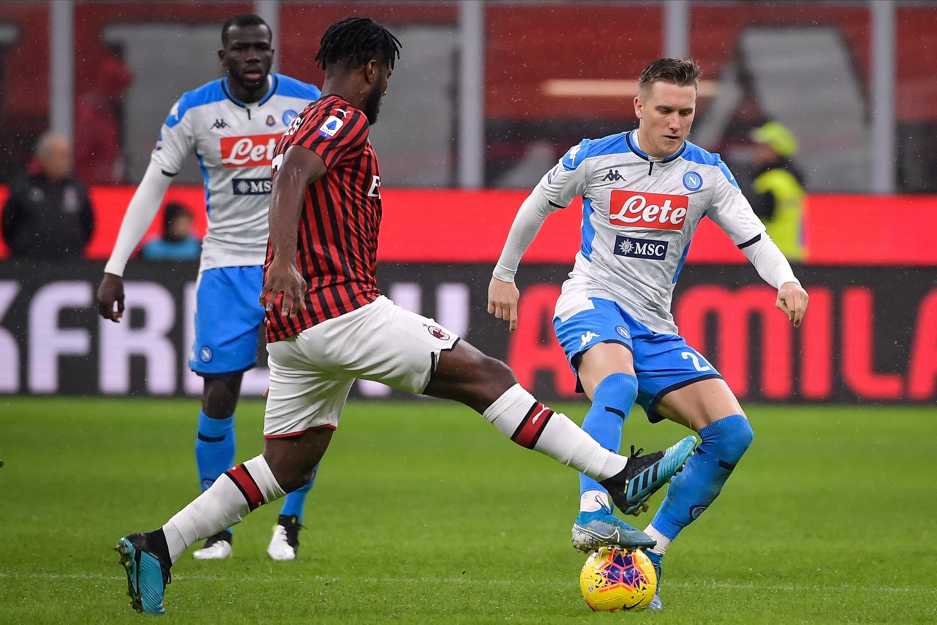 Napoli wywiozło komplet punktów z San Siro! Zieliński z asystą w hicie Serie A [RELACJA]