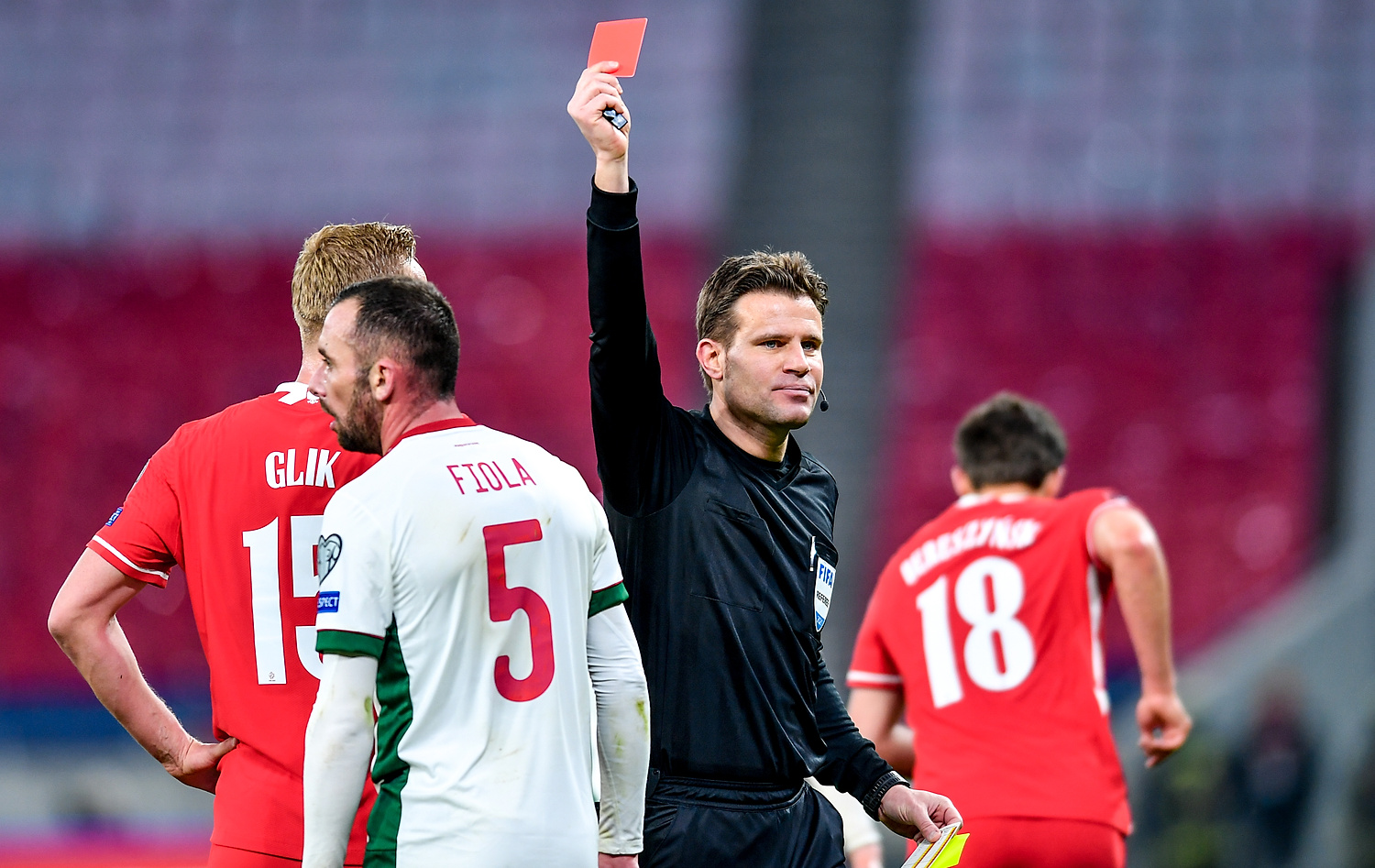 Słynny sędzia kończy karierę. Prowadził finał Ligi Mistrzów