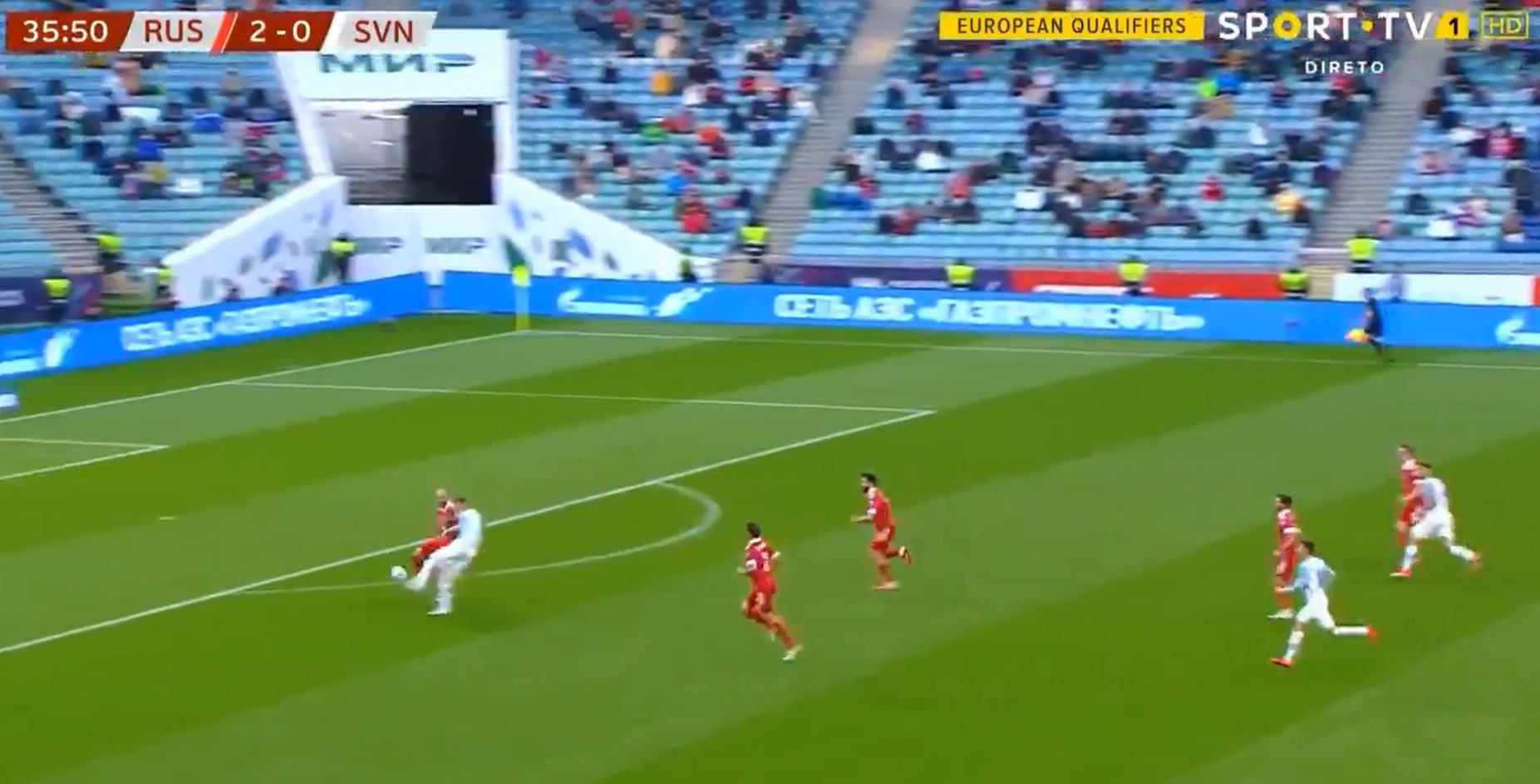 Piękny gol Josipa Ilicicia nie wystarczył Słoweńcom. Ważna wygrana Rosji w eliminacjach do MŚ [WIDEO]