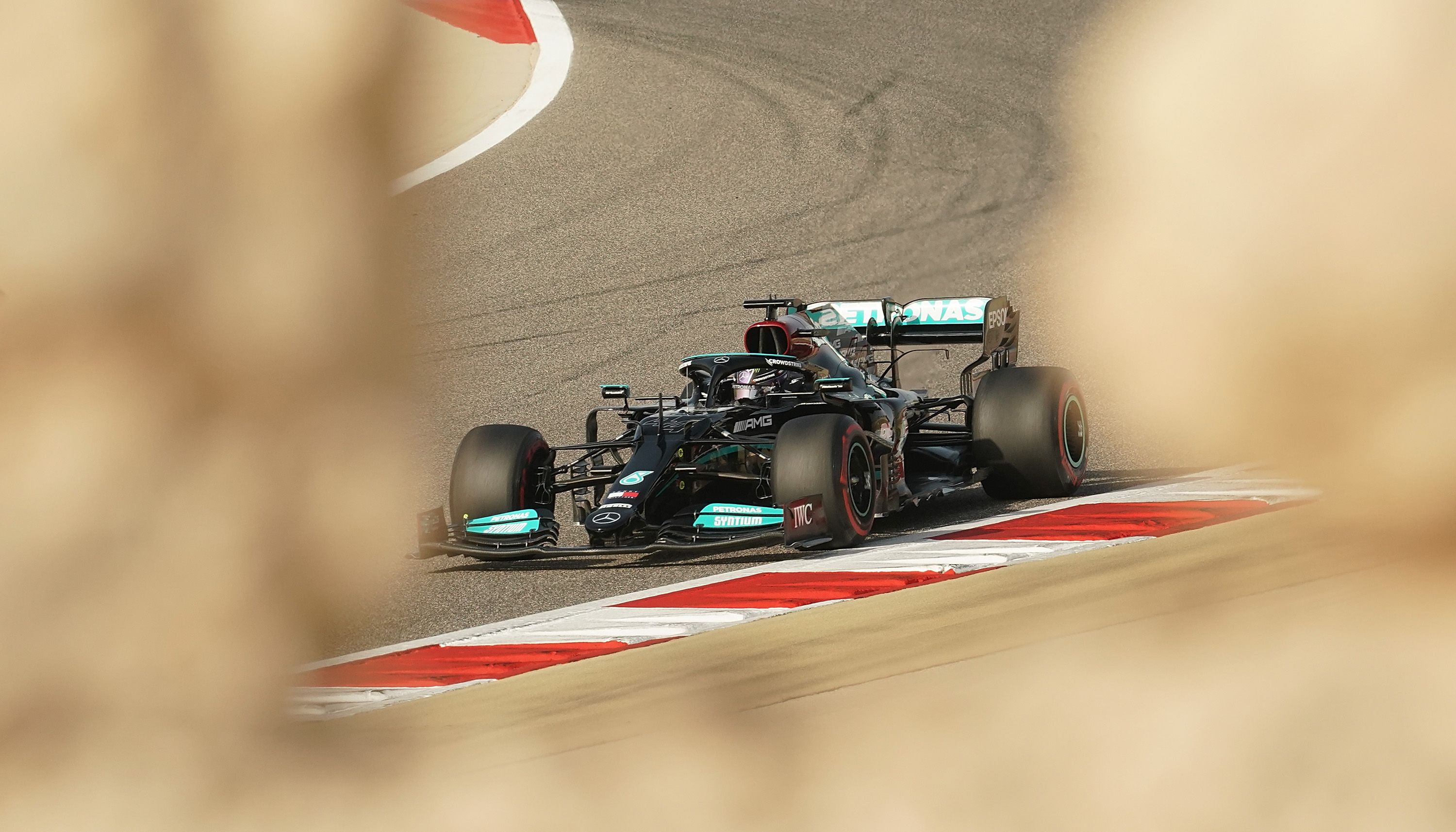 Kapitalny start sezonu Formuły 1! Walka o zwycięstwo toczyła się do ostatniej sekundy [WIDEO]