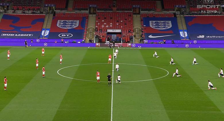 Polacy nie klęknęli na Wembley. Zdecydowali się na inny gest [ZDJĘCIE]
