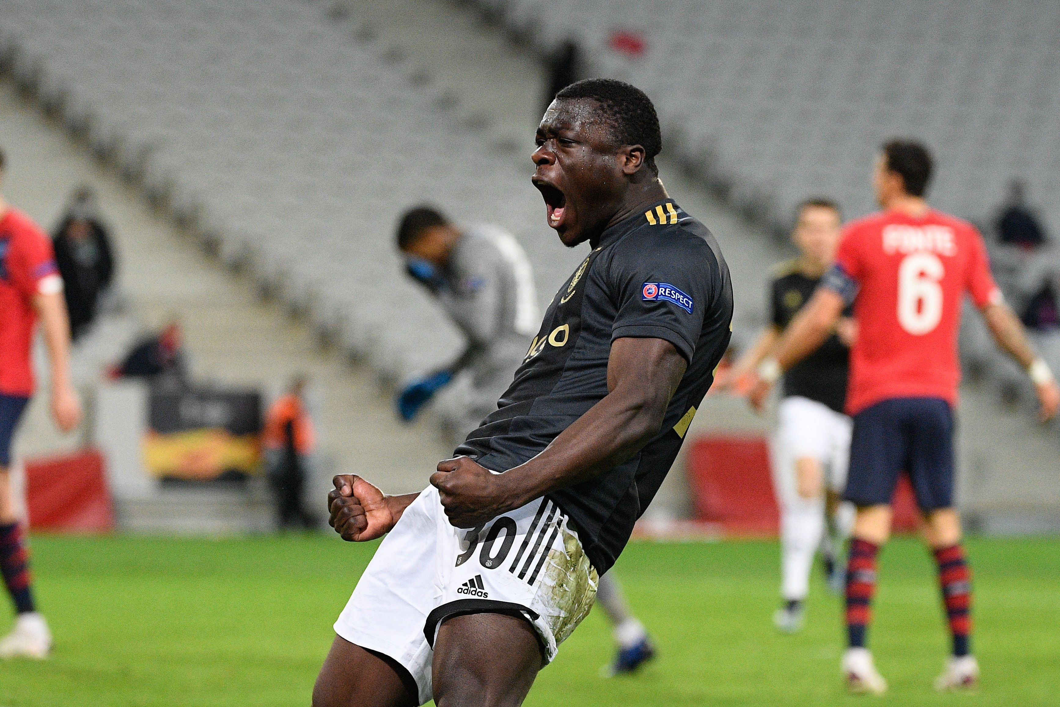 "Nowy Lukaku" u progu wielkiej kariery. "To świetnie zapowiadający się napastnik". Ma też coś z Haalanda