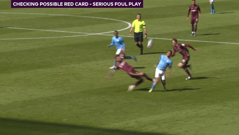 Rzeźnicki faul w Premier League! Sensacyjna porażka Manchesteru City [WIDEO]