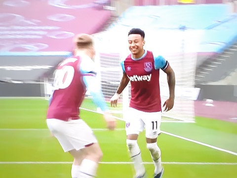 Kolejny popis Jessego Lingarda! Pięć goli w meczu West Hamu z Leicester, "Młoty" coraz bliżej LM [WIDEO]
