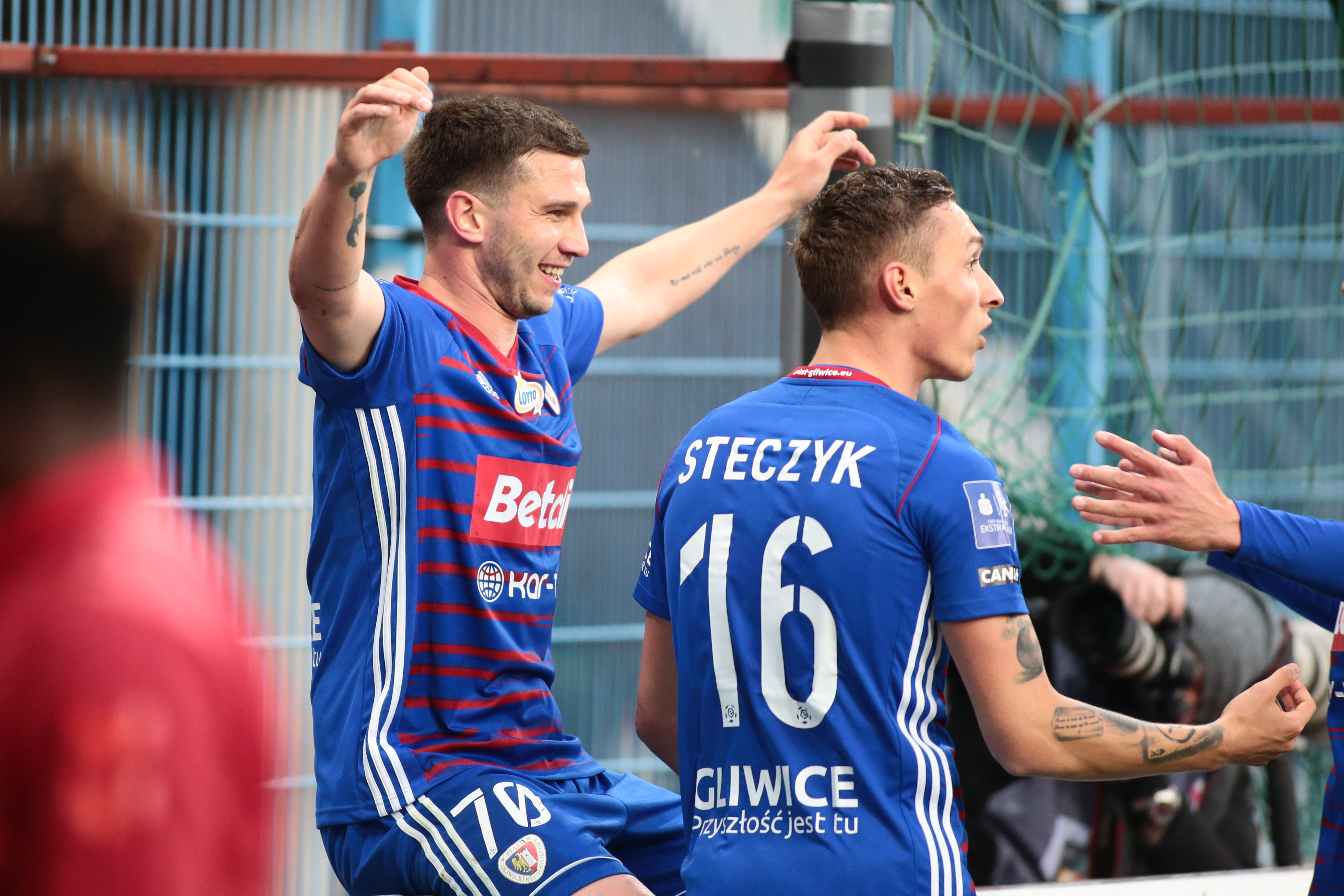 Piast Gliwice wygrał derby Śląska. Walka o podium Ekstraklasy trwa w najlepsze