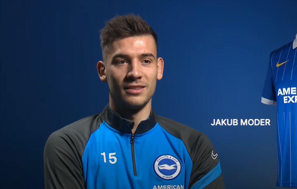 Jakub Moder ocenił grę na nowej pozycji w Brighton. "To dla mnie wyzwanie"